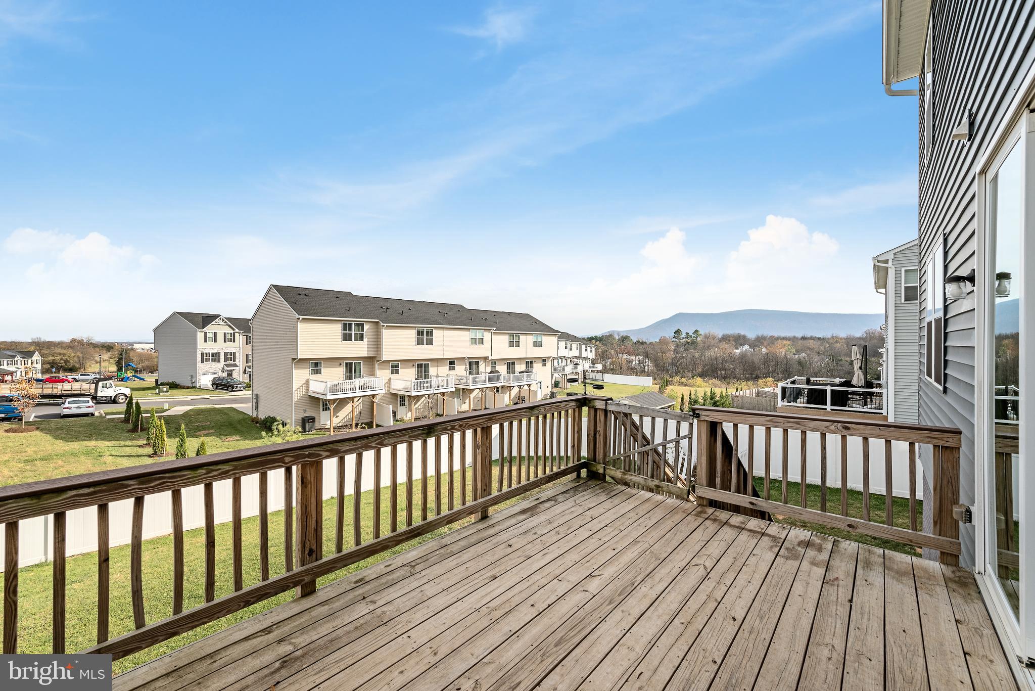 CEDAR SPRING - Residential