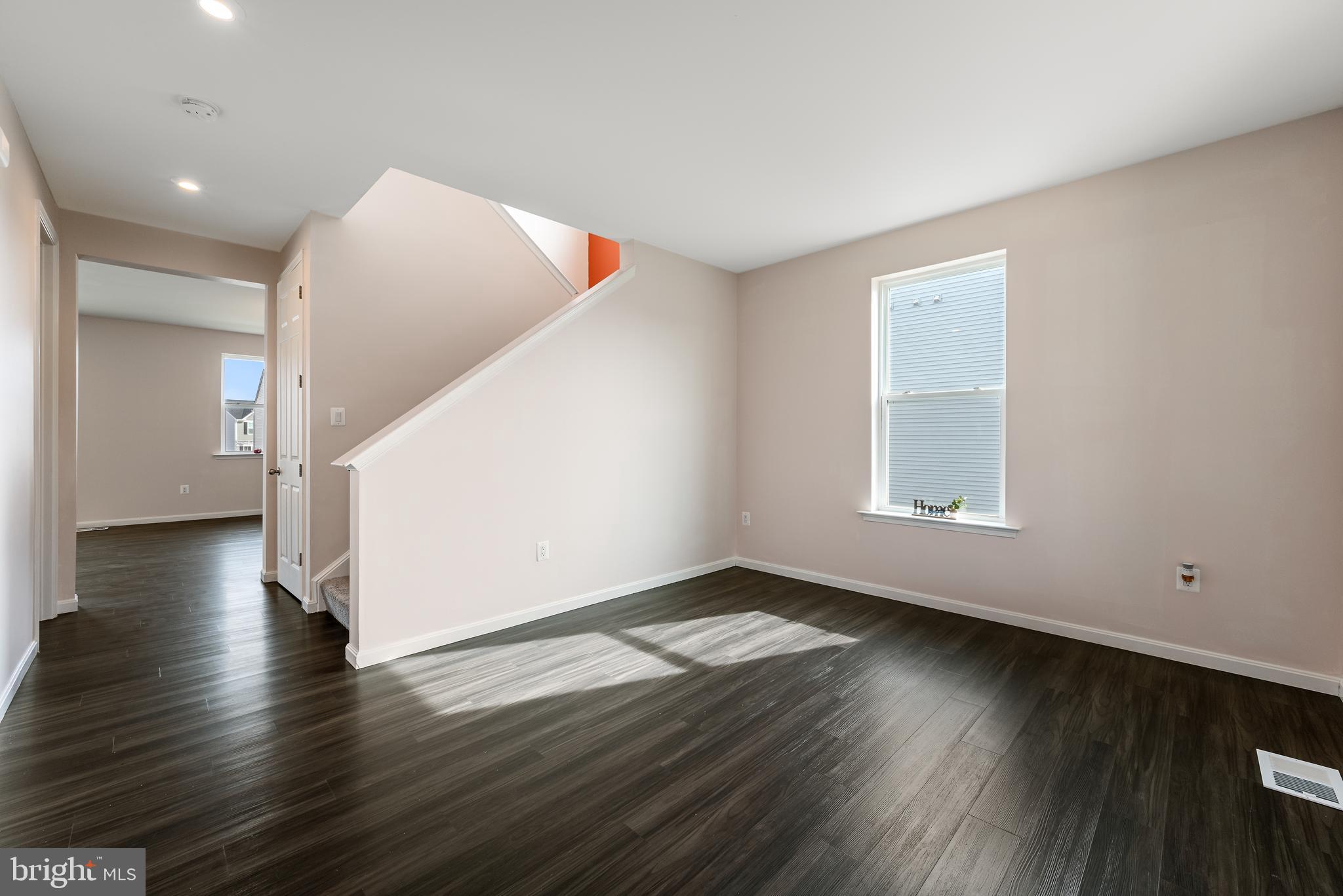 CEDAR SPRING - Residential