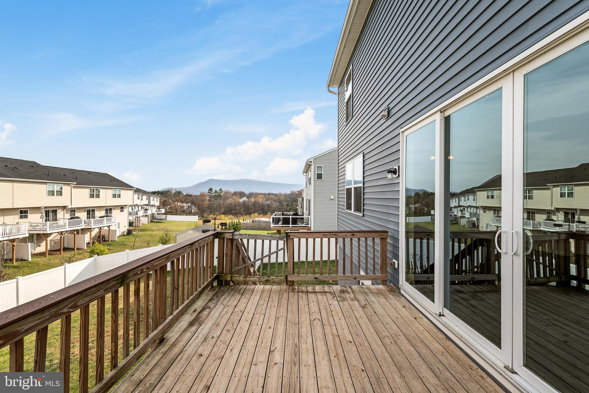 CEDAR SPRING - Residential