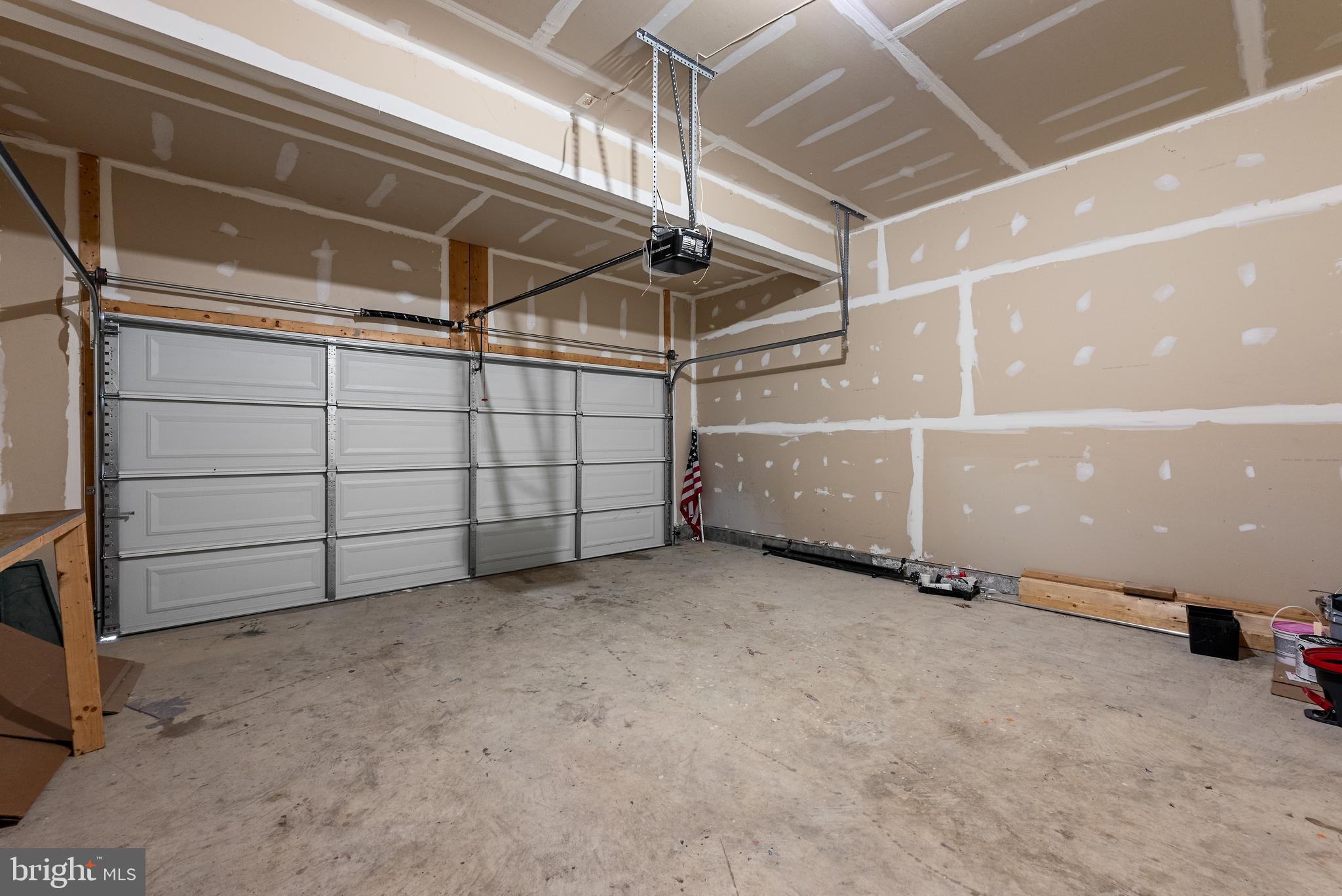 CEDAR SPRING - Residential