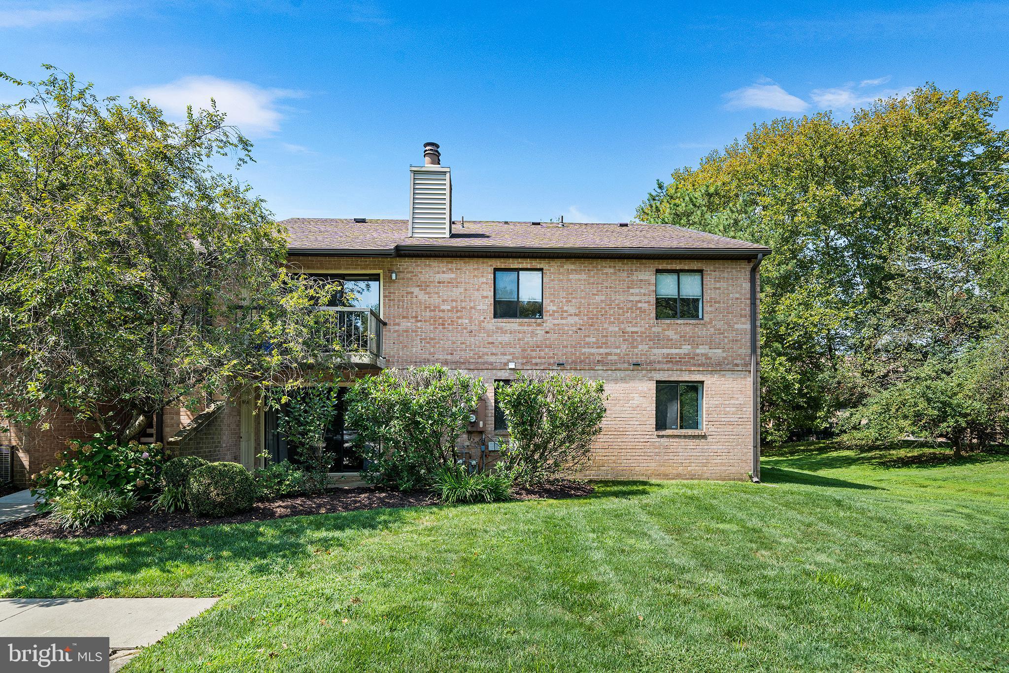 40 LE FORGE COURT