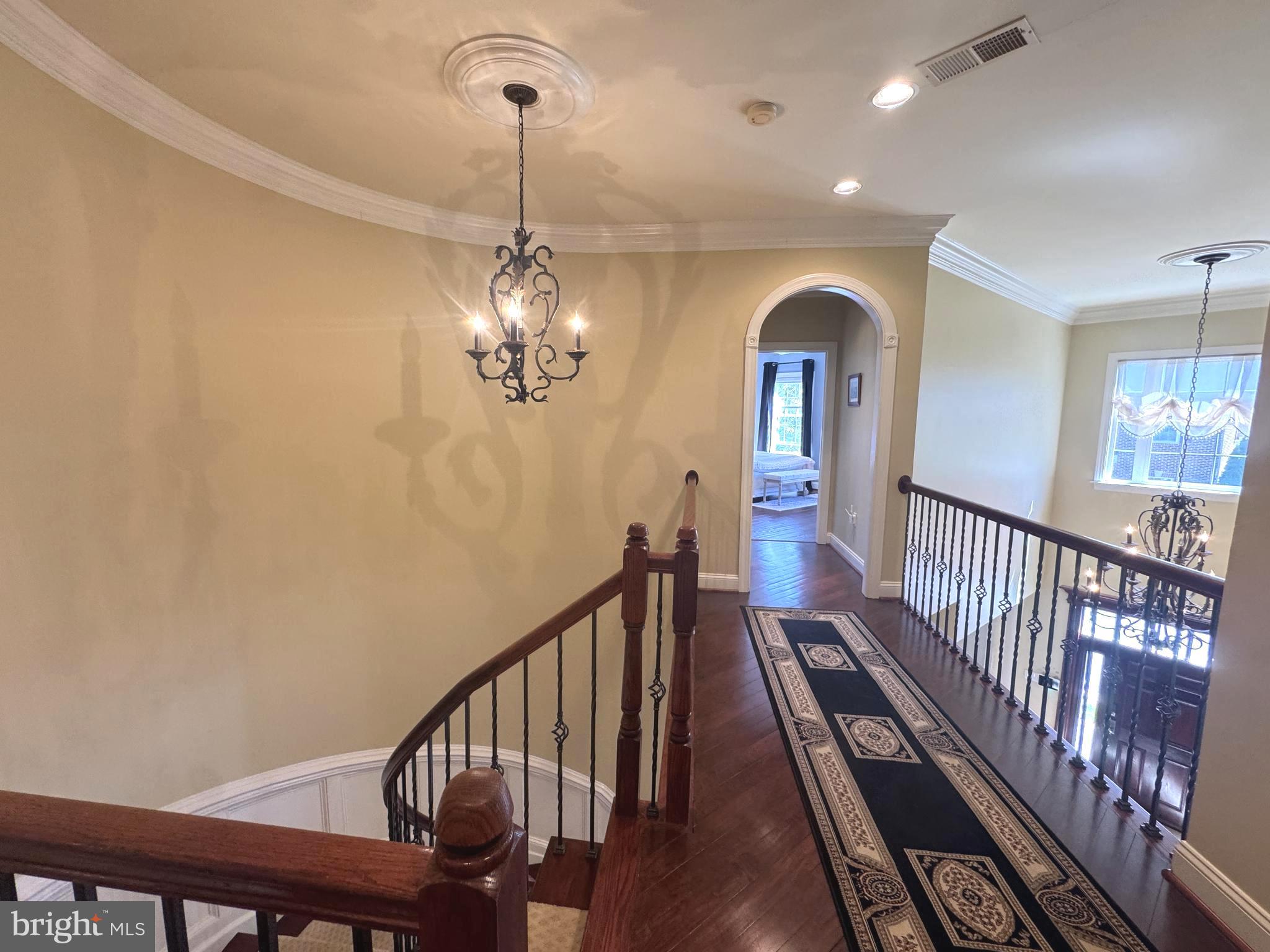 OAKTON VILLAGE - Residential
