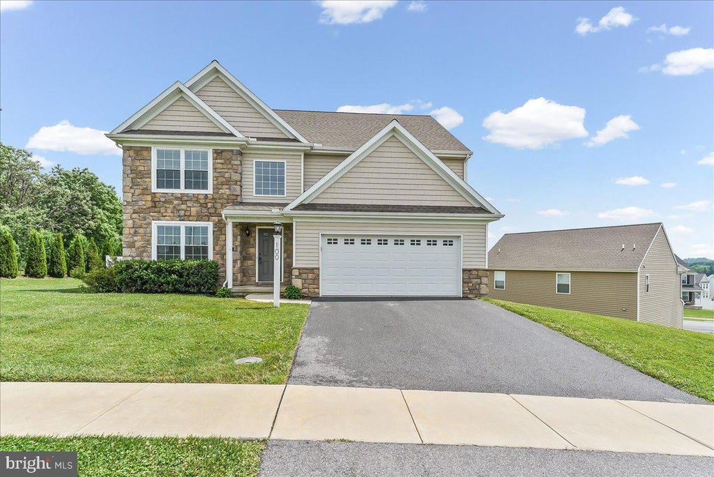 Photo of 100 Magnolia Lane, NEW PROVIDENCE, PA 17560 (MLS # PALA2089520)