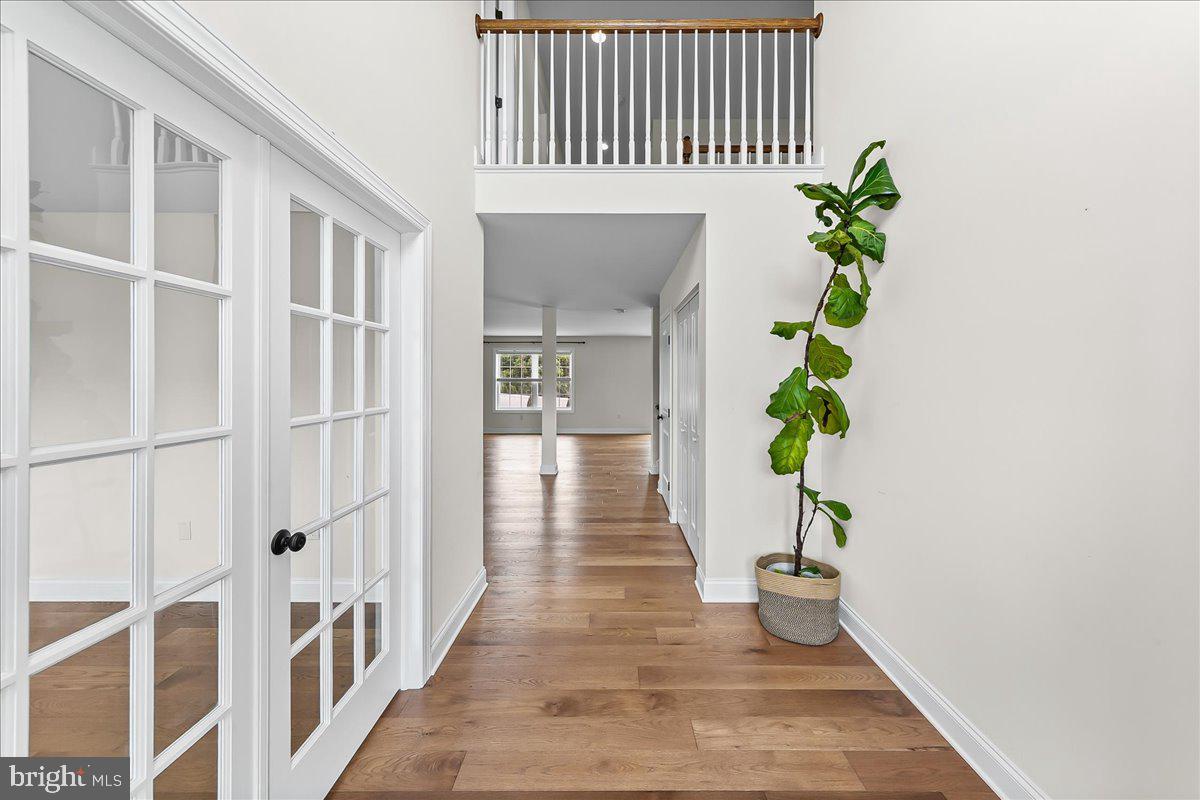 100 MAGNOLIA LANE