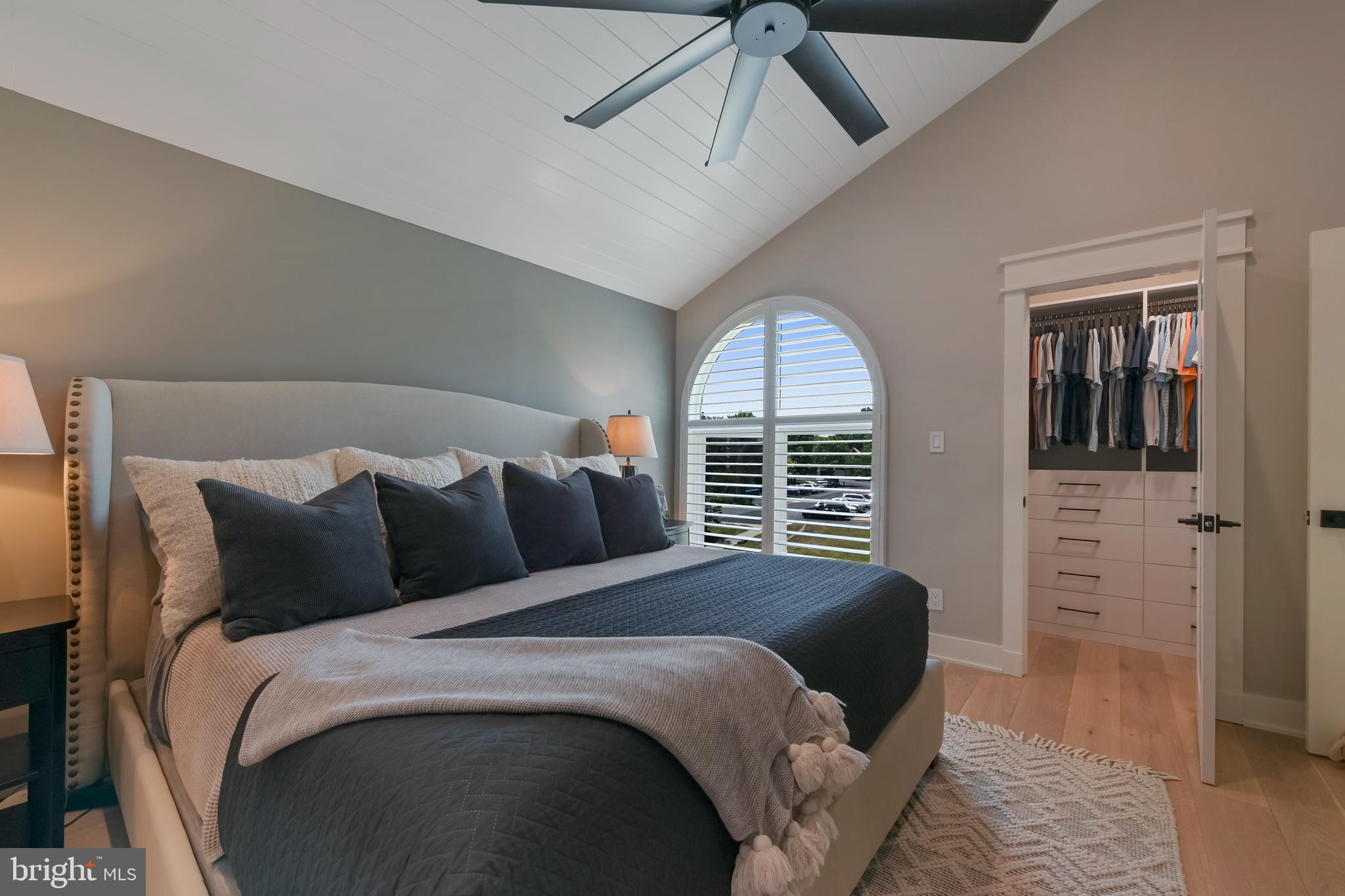 CHESAPEAKE HARBOUR - Residential