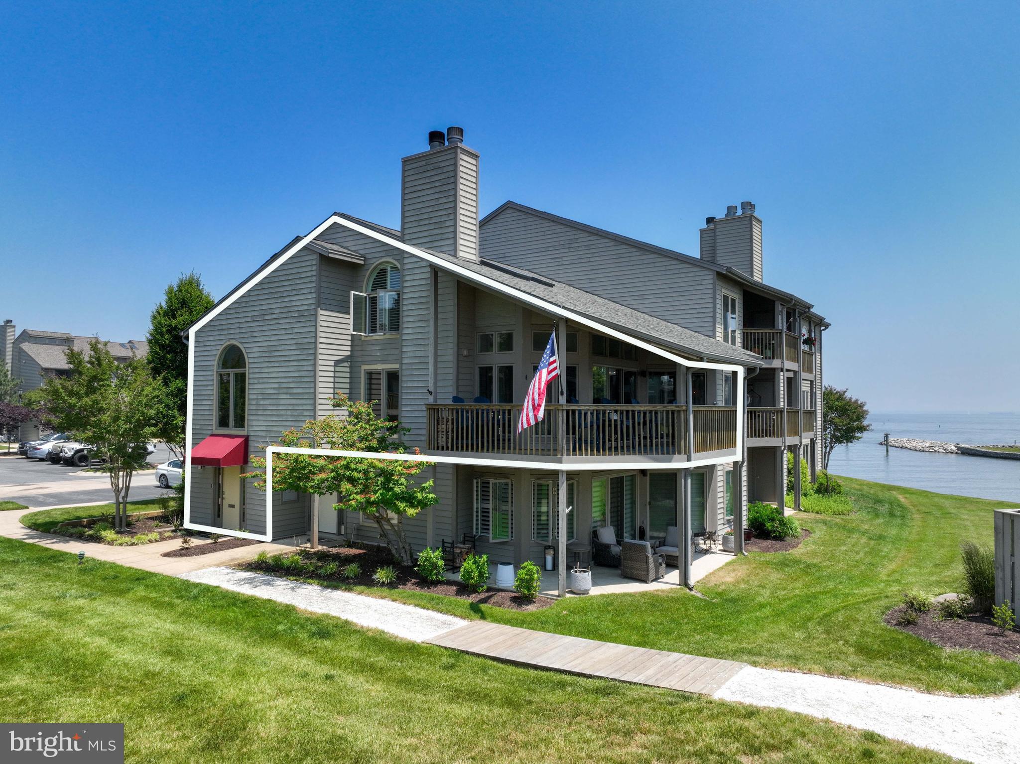 CHESAPEAKE HARBOUR - Residential