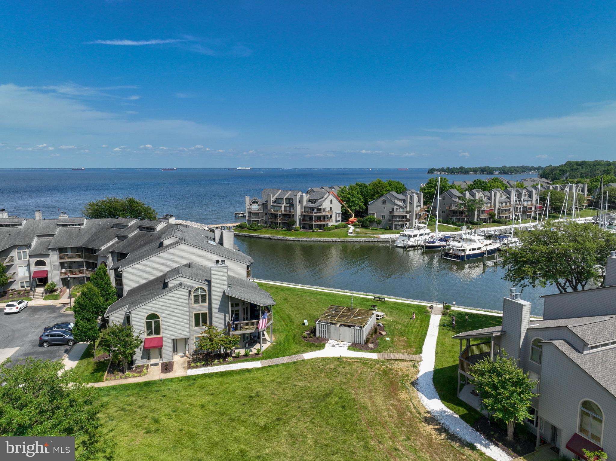 CHESAPEAKE HARBOUR - Residential