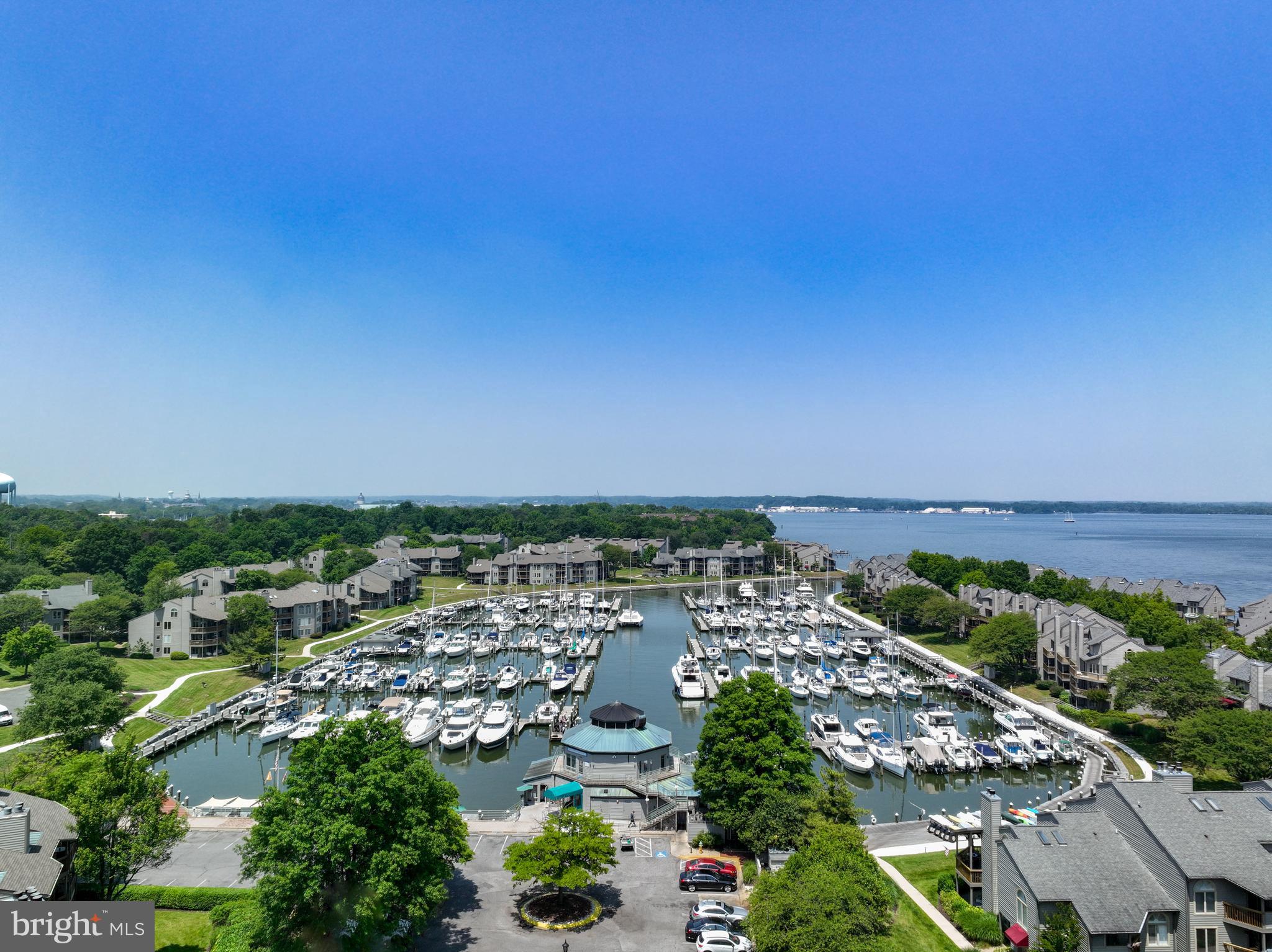 CHESAPEAKE HARBOUR - Residential