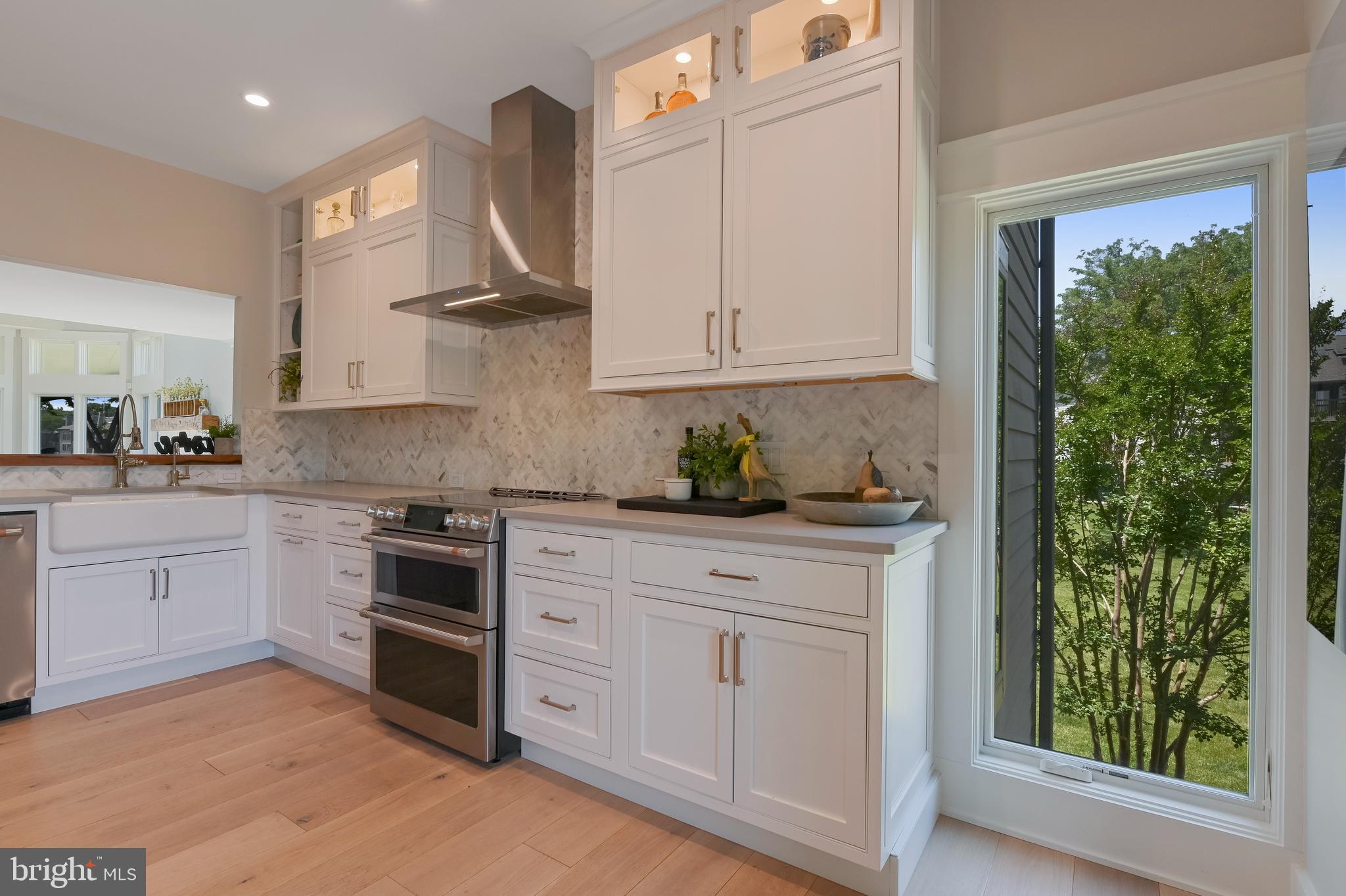 CHESAPEAKE HARBOUR - Residential