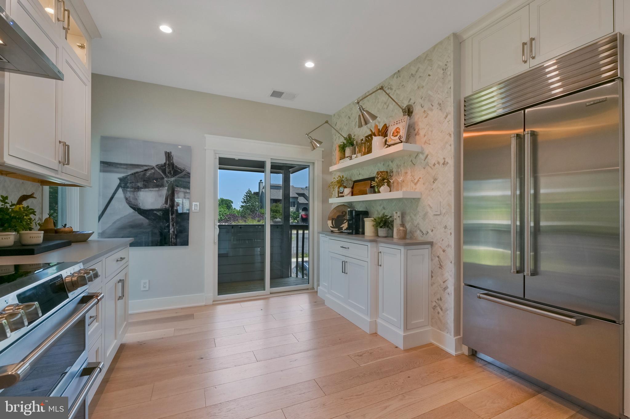 CHESAPEAKE HARBOUR - Residential