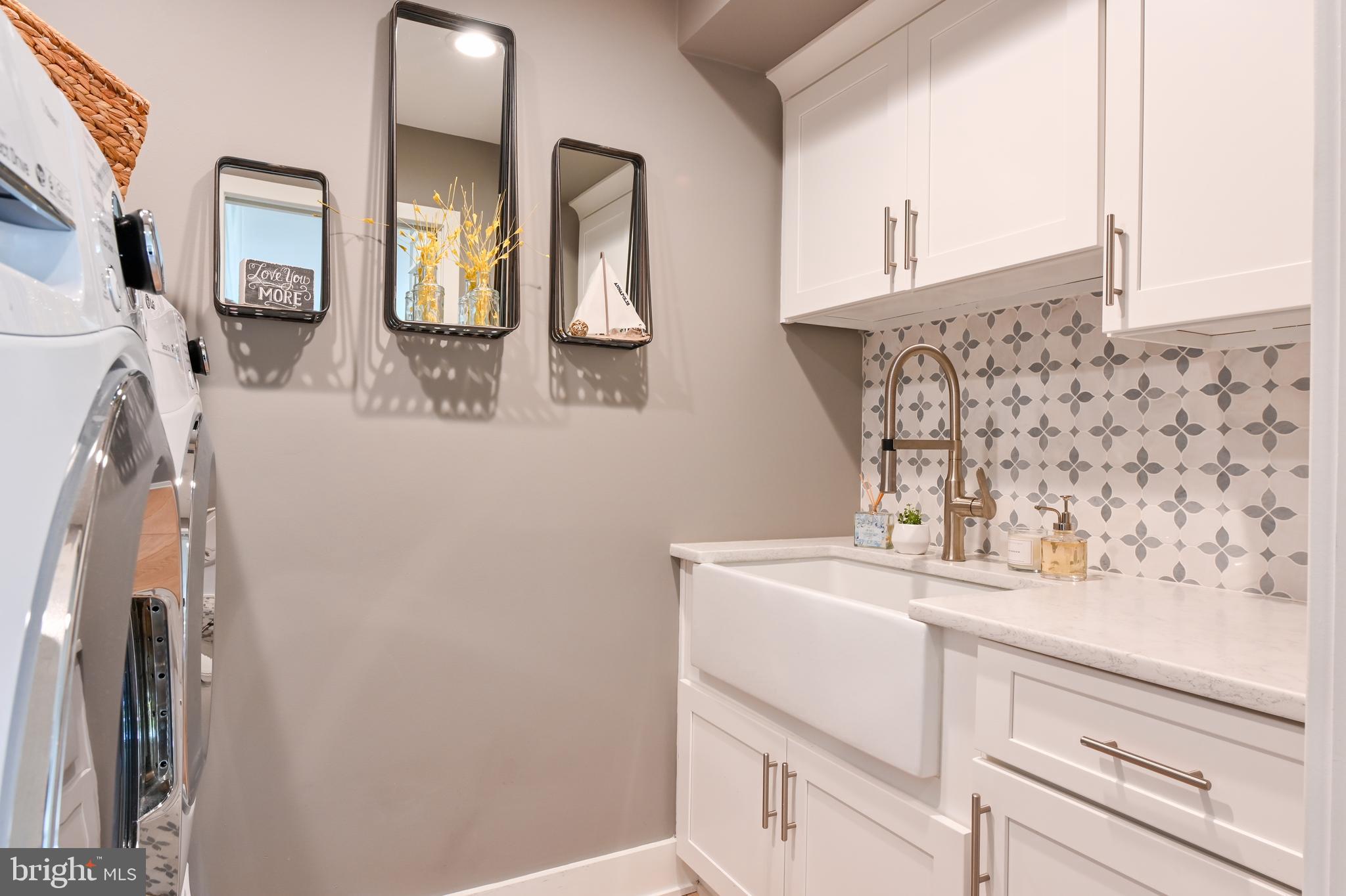 CHESAPEAKE HARBOUR - Residential