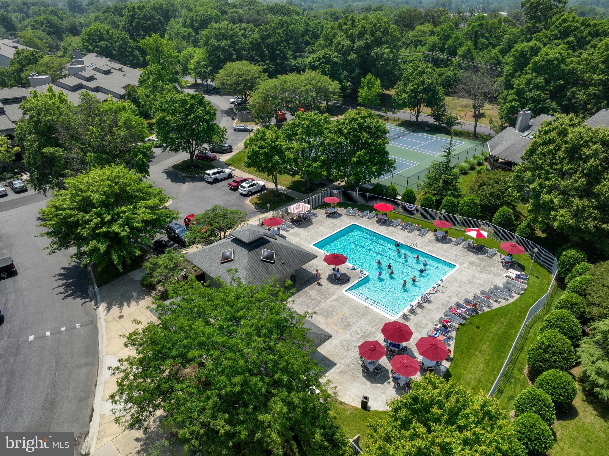 CHESAPEAKE HARBOUR - Residential