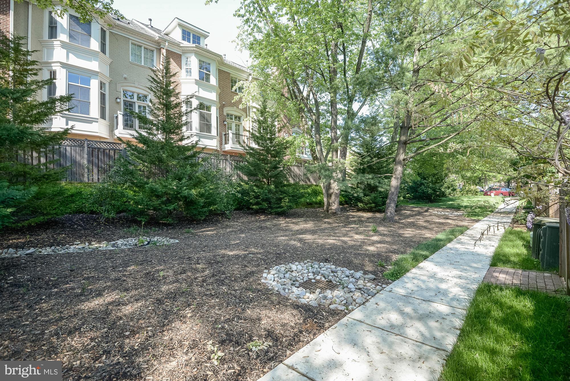 STONELEIGH - Residential