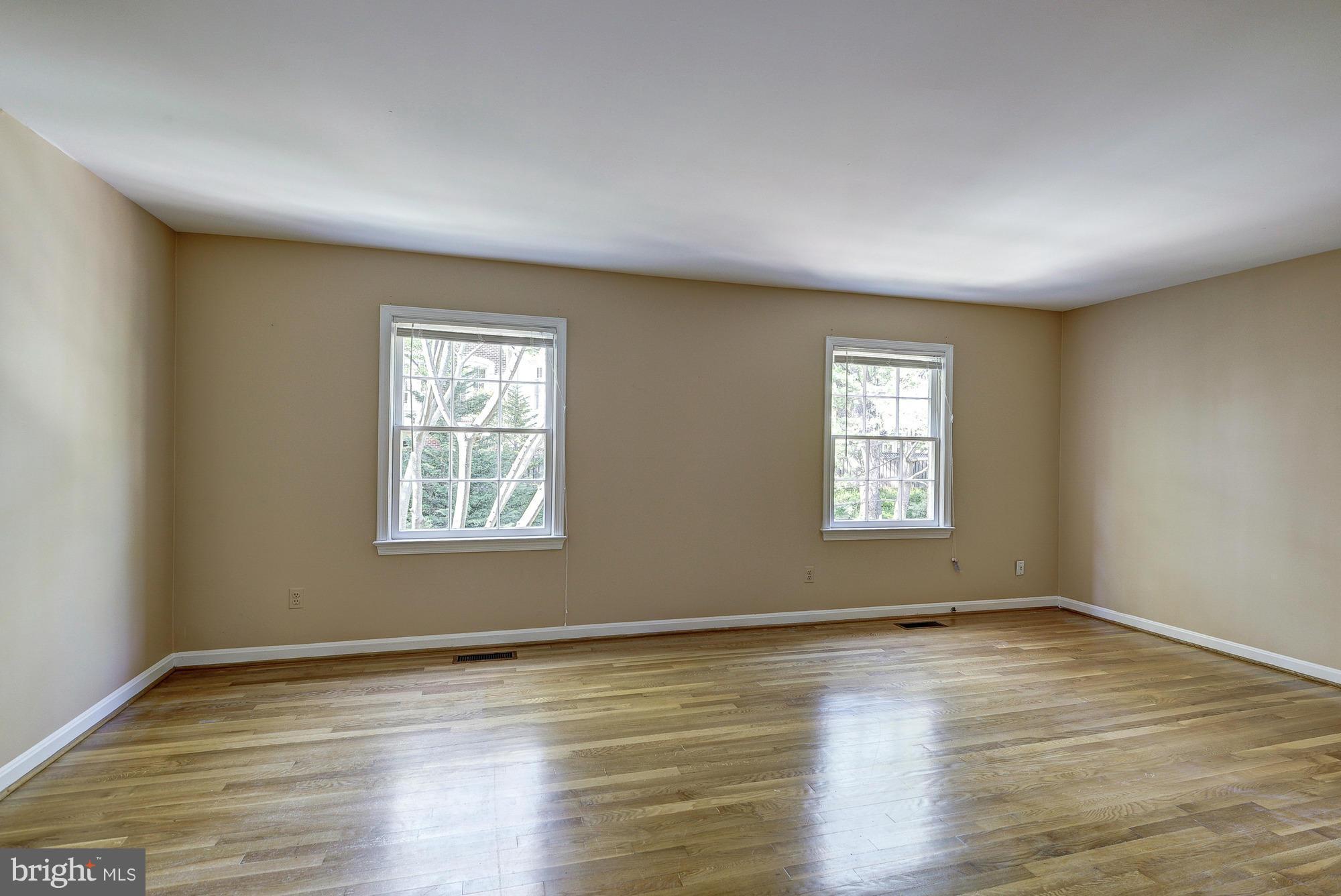 STONELEIGH - Residential