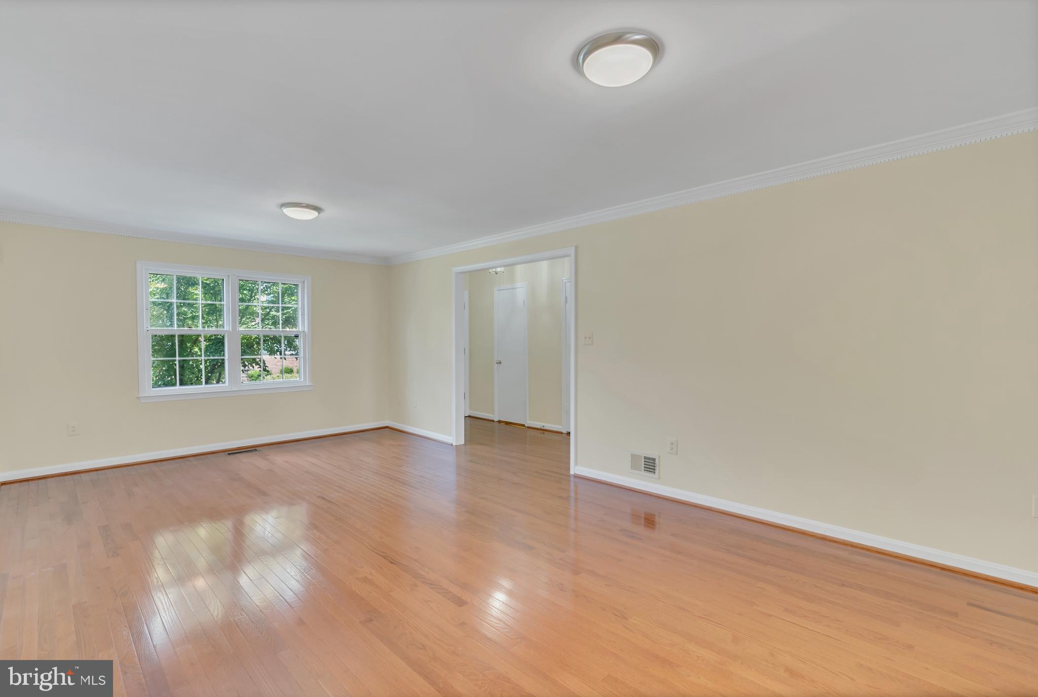 2827 FLAGMAKER DRIVE
