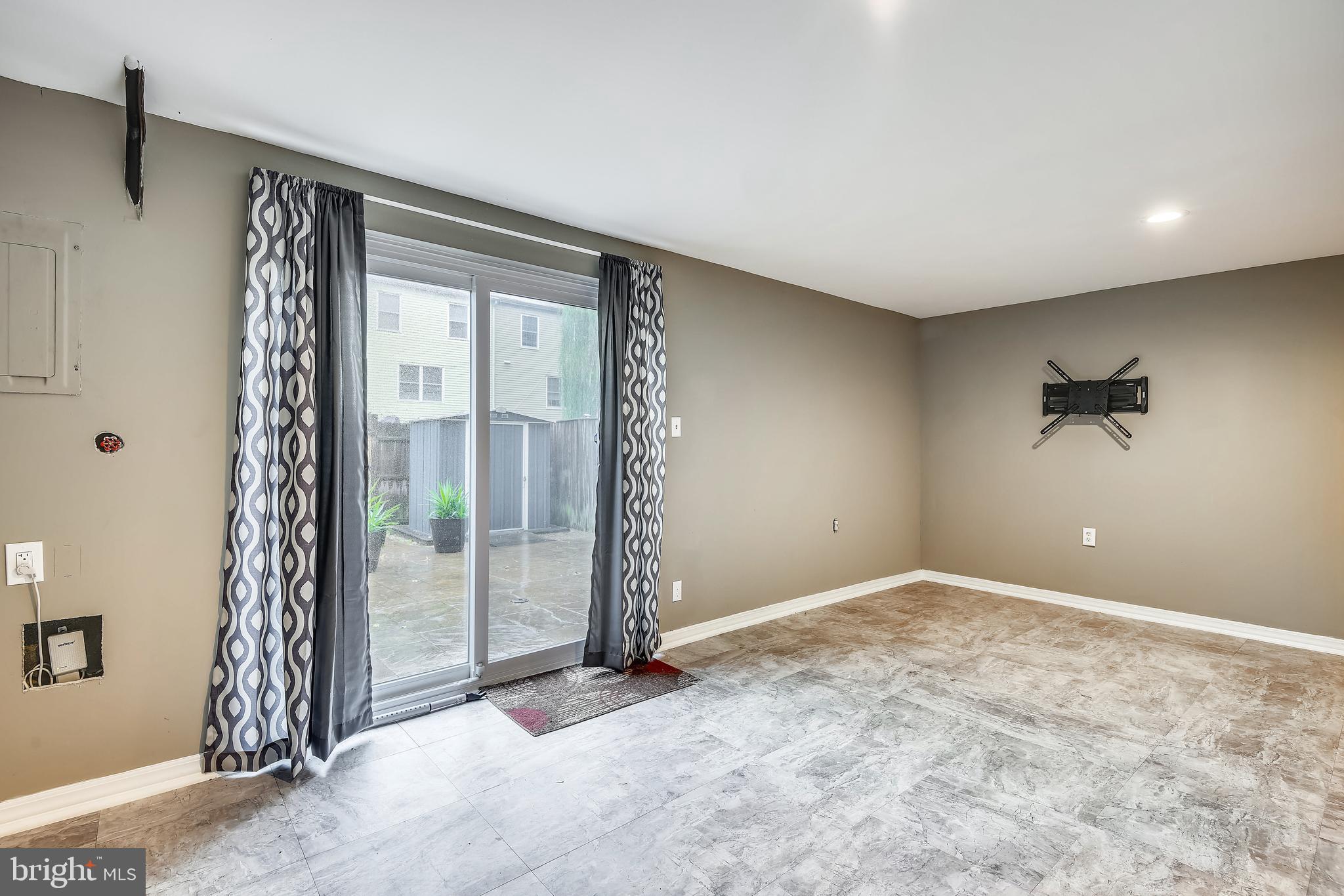 SPRING MEADOWS CONDO - Residential