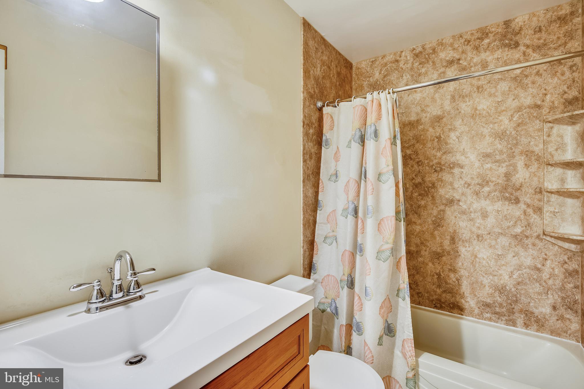 SPRING MEADOWS CONDO - Residential