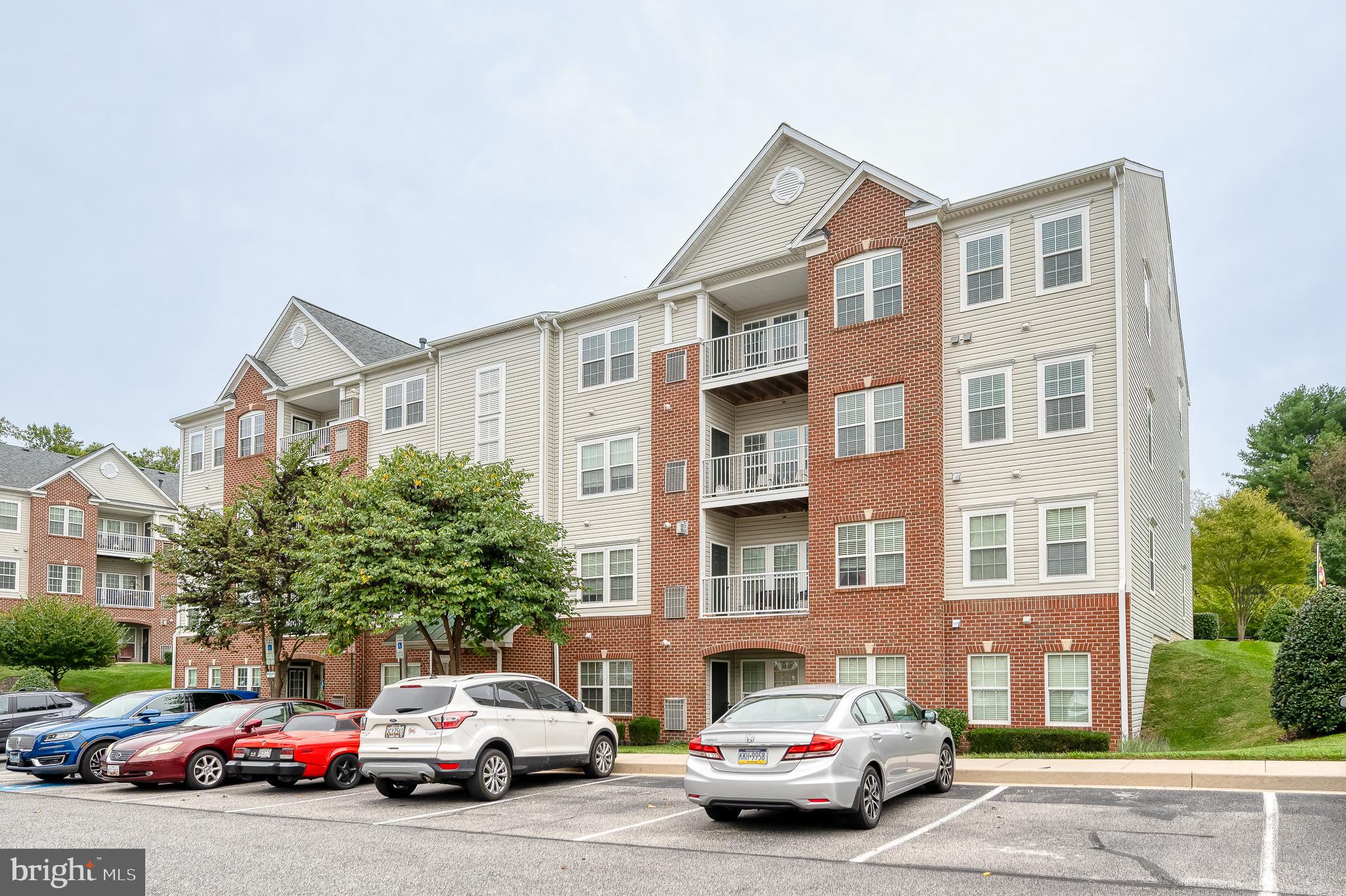 633 WALLINGFORD ROAD 404