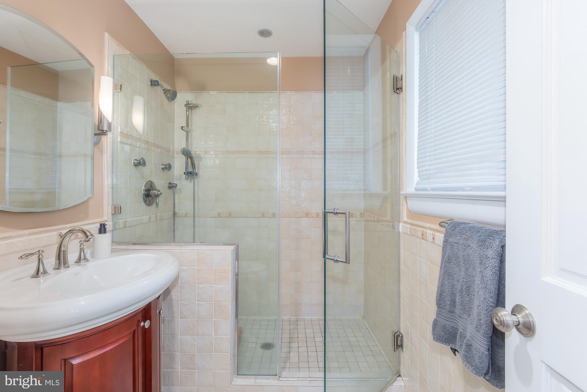 WOODBURN - Residential