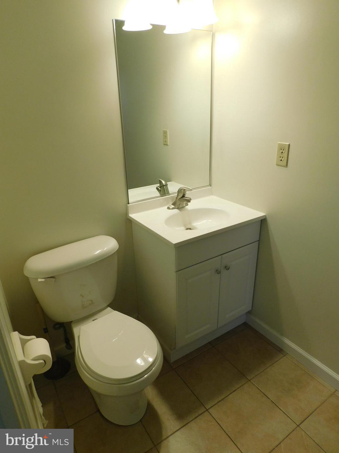 CHANCELLOR GREEN - Residential Lease