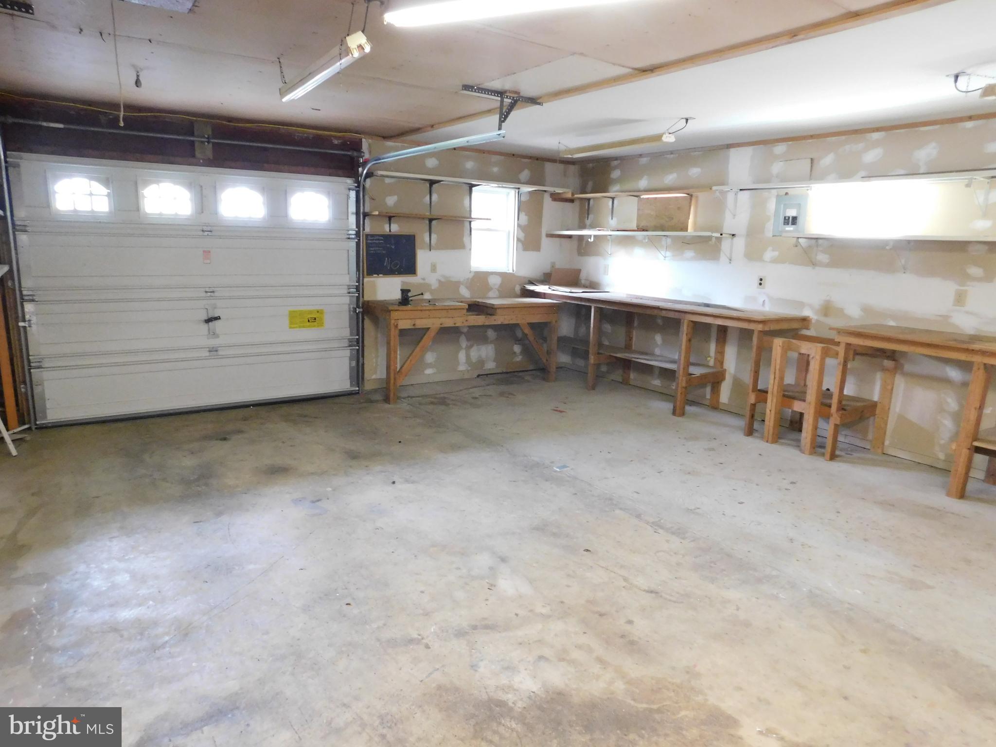 CHANCELLOR GREEN - Residential Lease