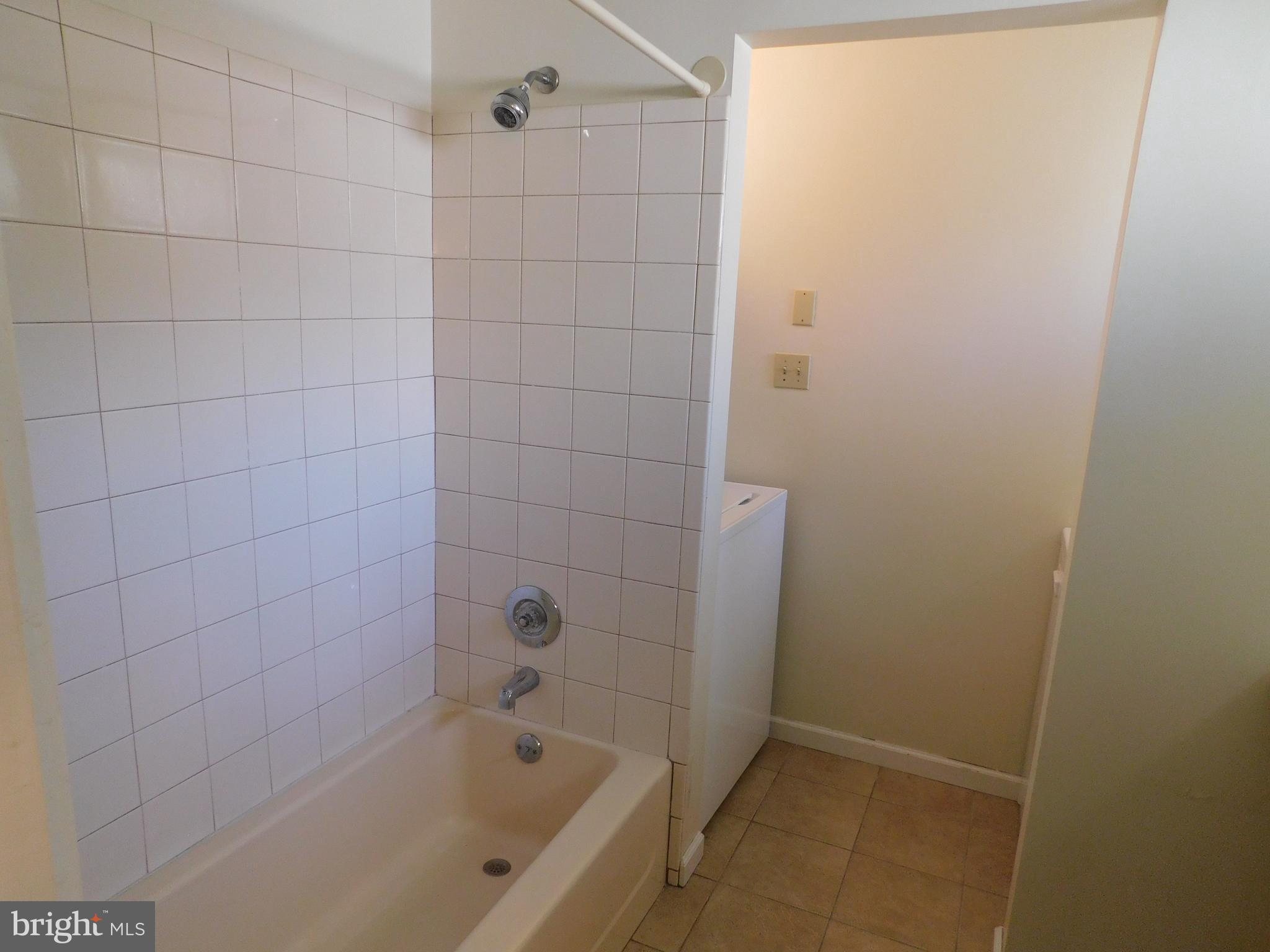 CHANCELLOR GREEN - Residential Lease