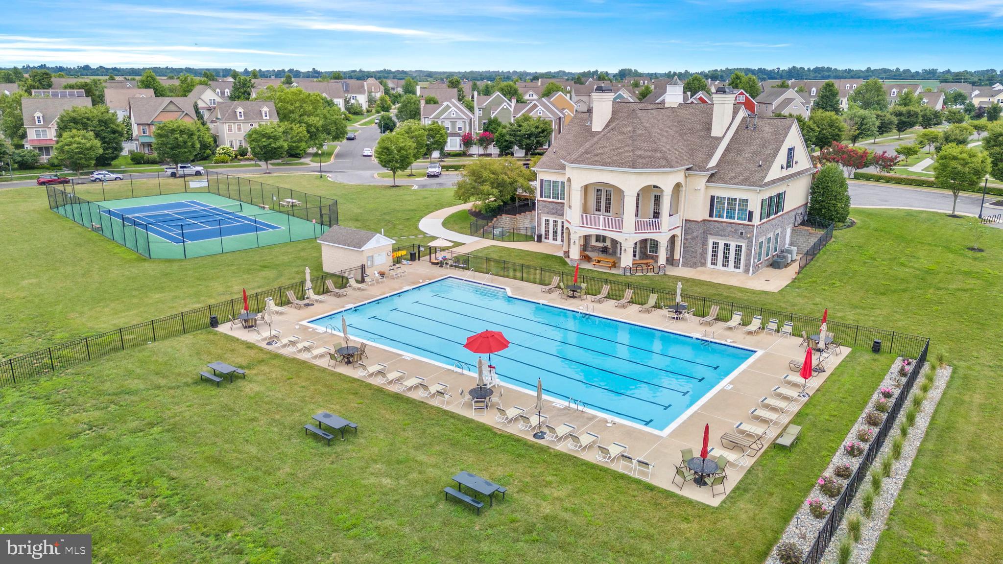 PARKSIDE - Residential