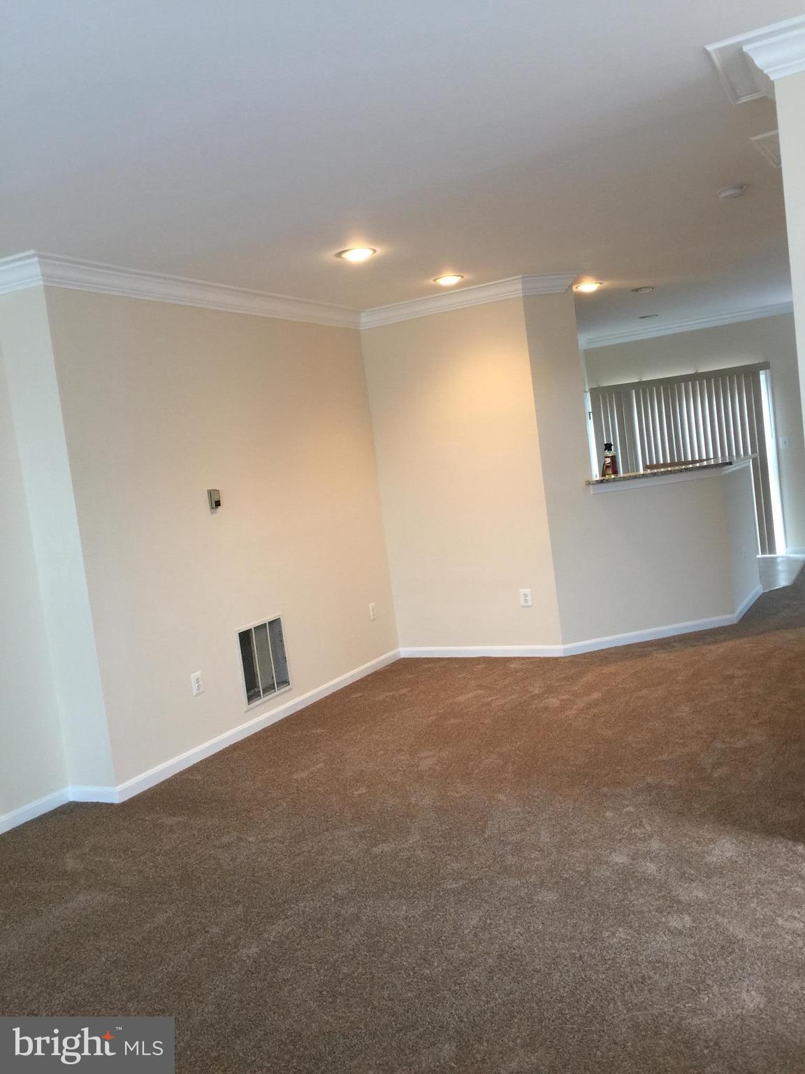 POTOMAC LAKES - Residential Lease