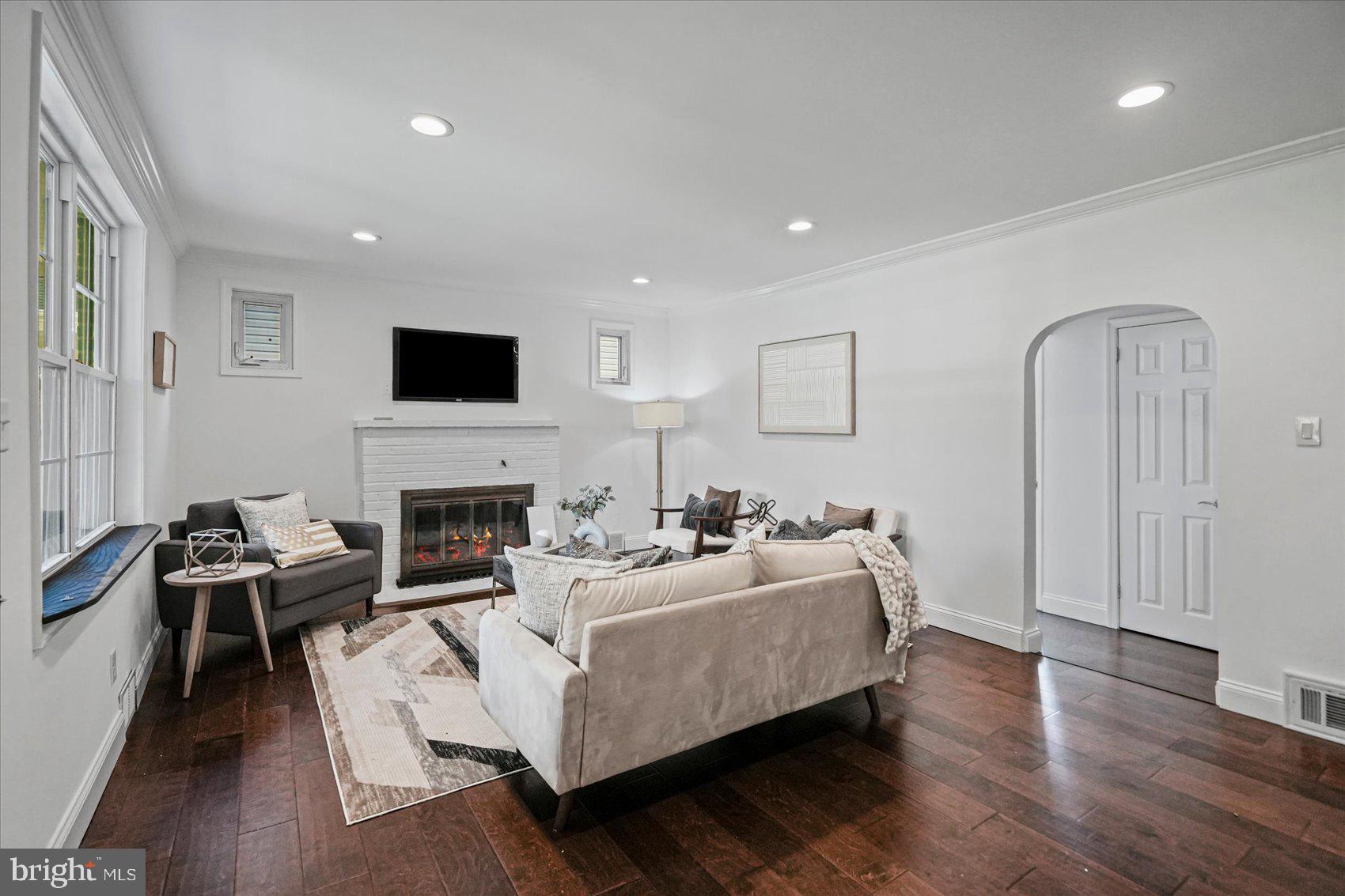 1225 GREYSTONE ROAD