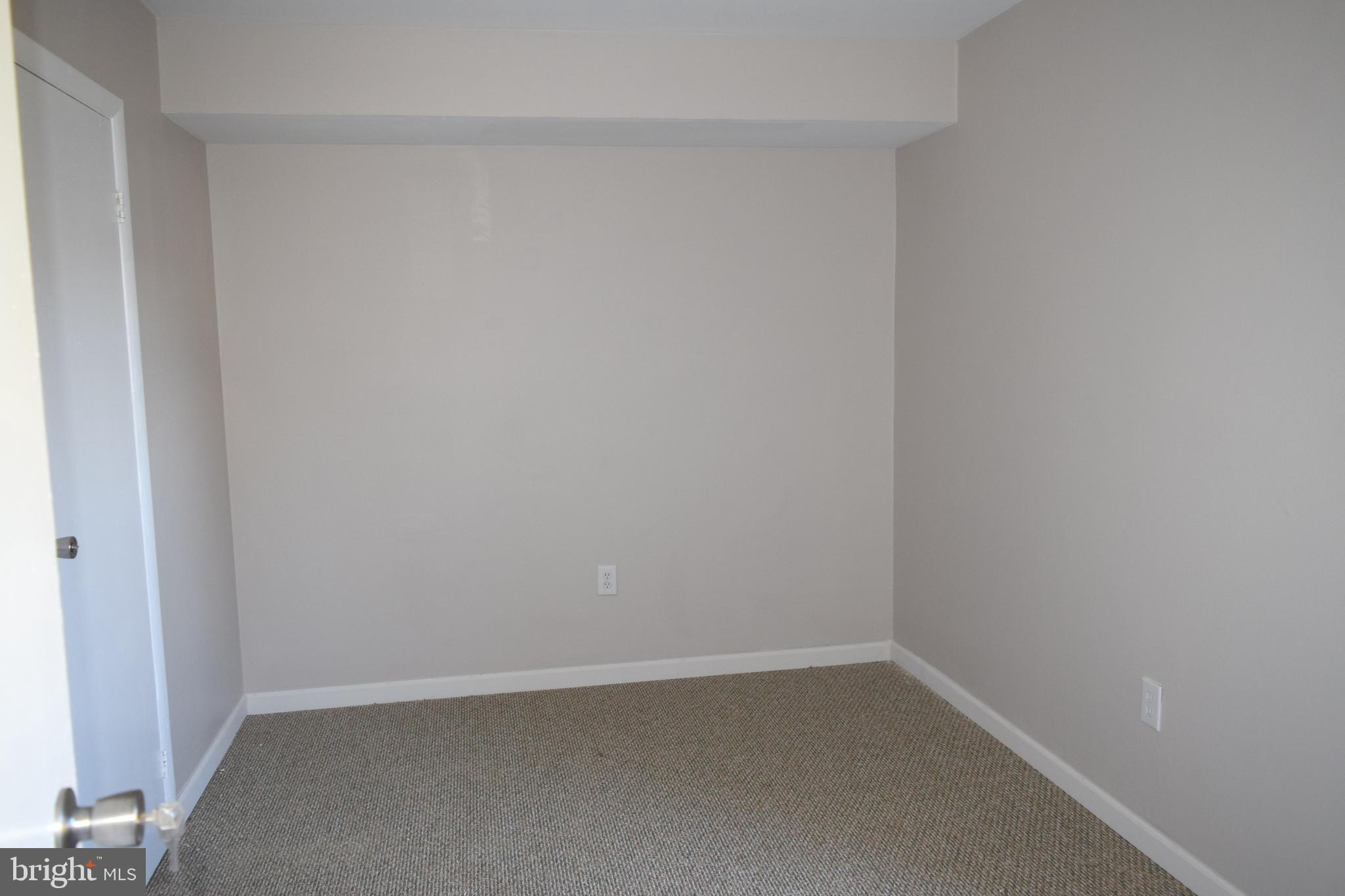 HUNTING RIDGE CONDOMINIUM - Residential