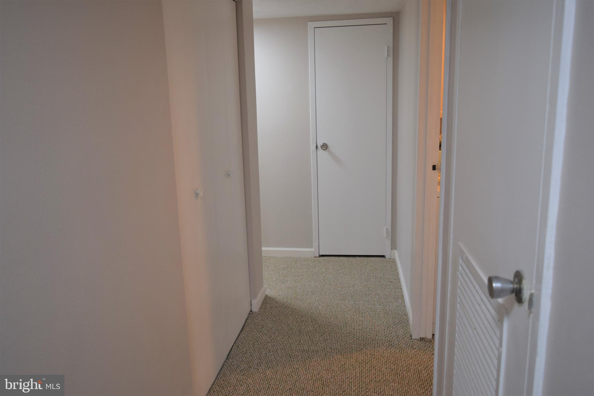 HUNTING RIDGE CONDOMINIUM - Residential