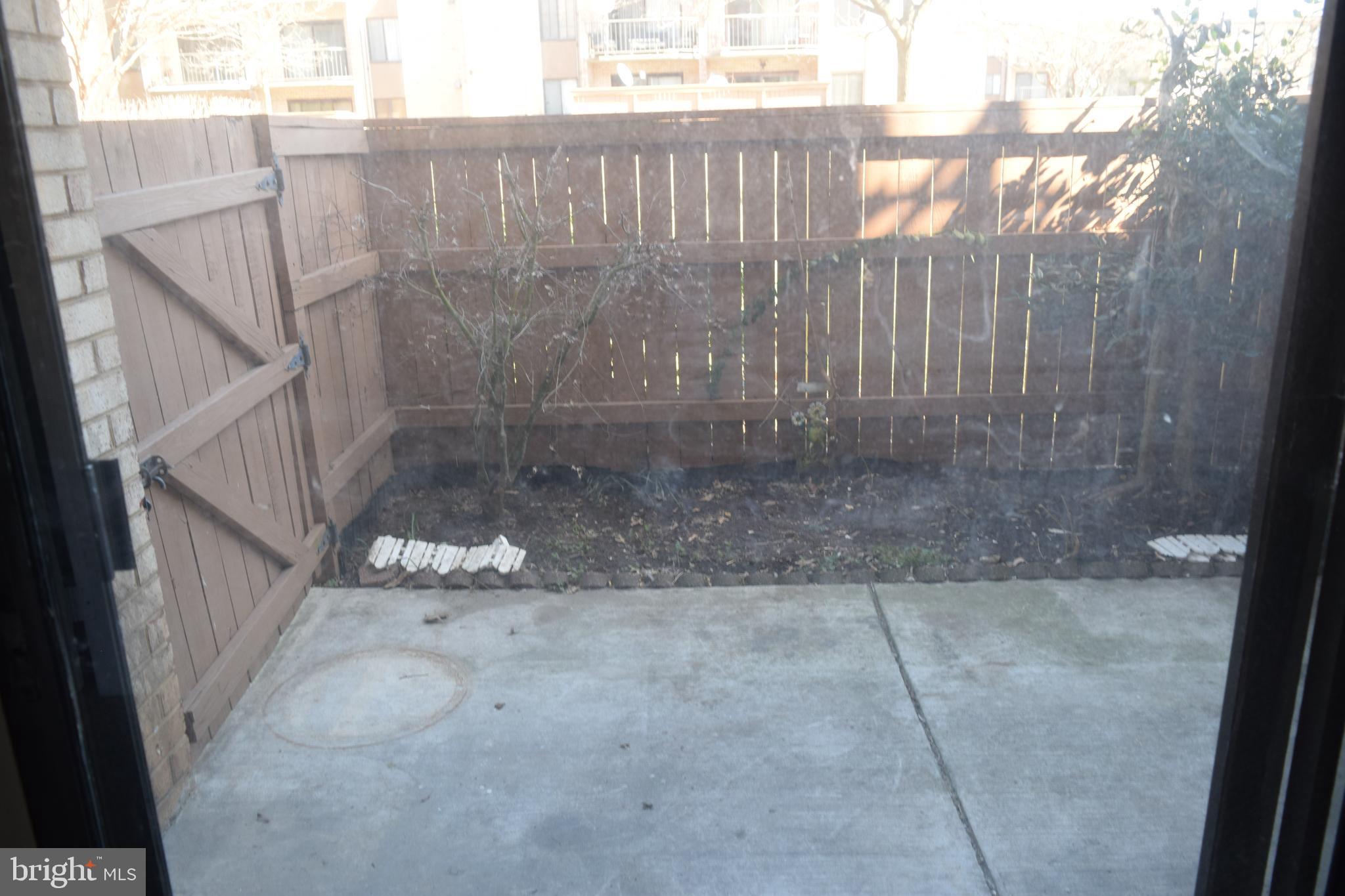 HUNTING RIDGE CONDOMINIUM - Residential