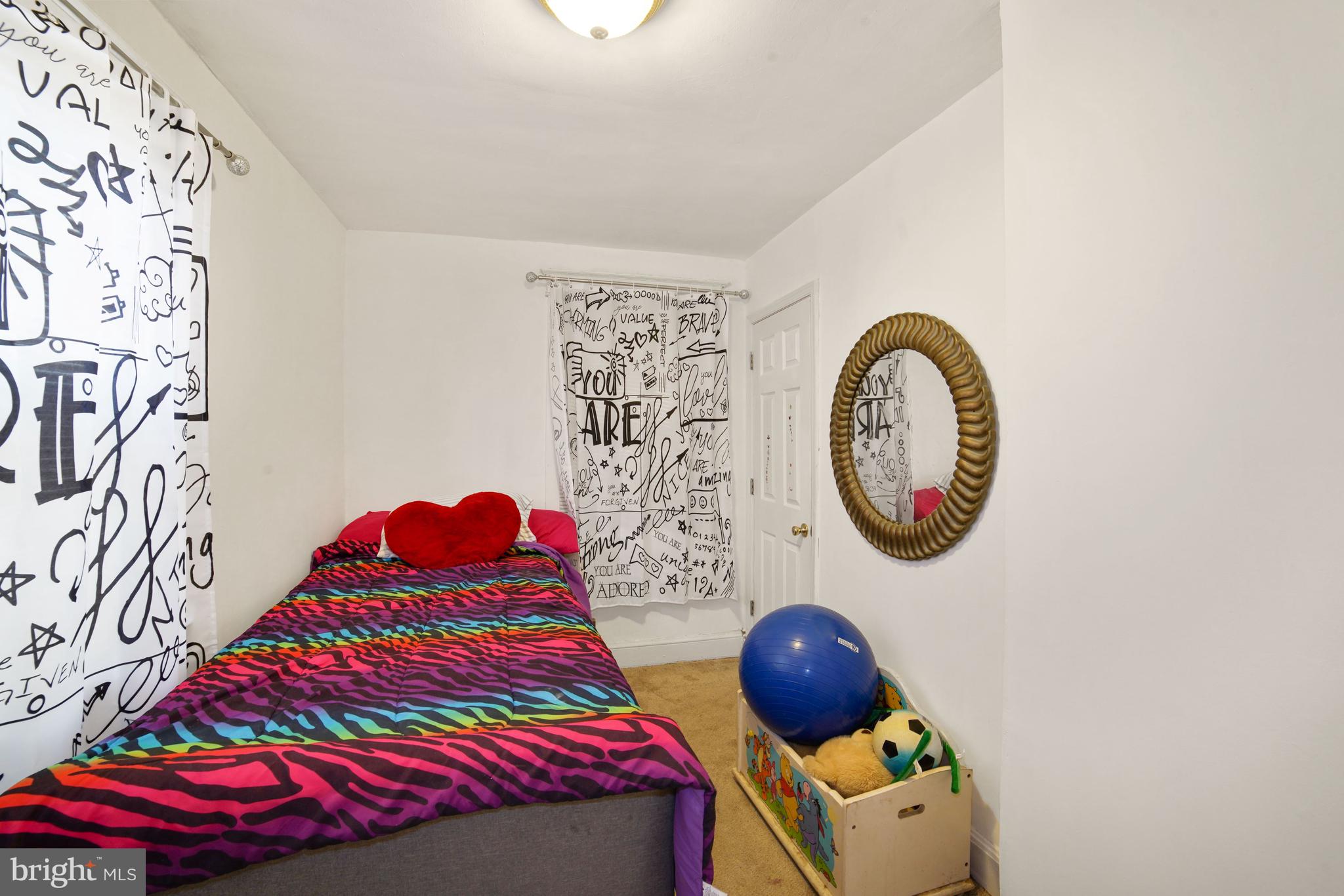 DEANWOOD PARK - Residential