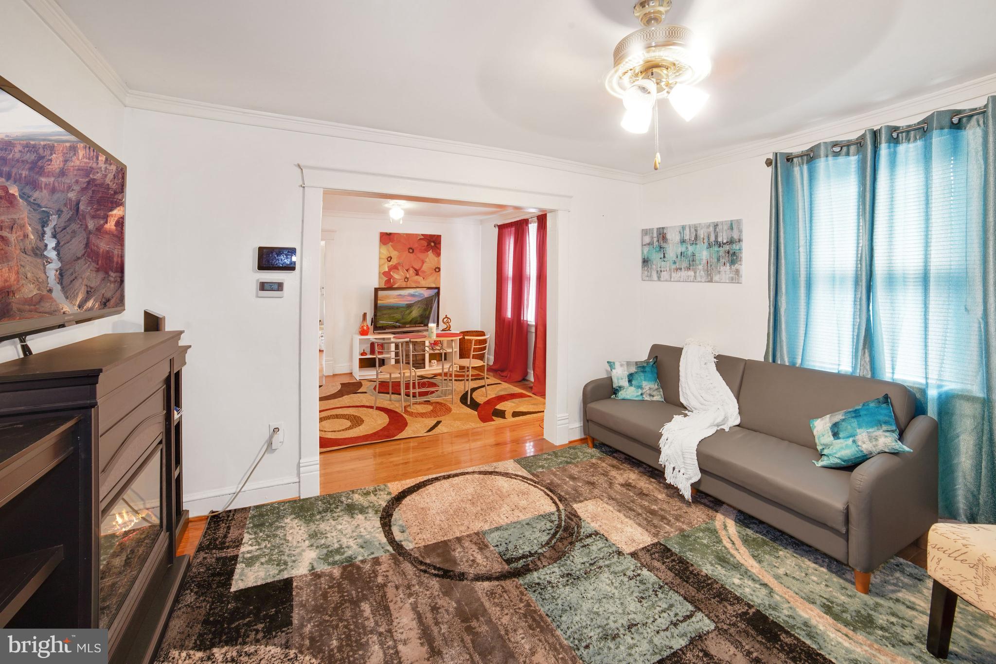 DEANWOOD PARK - Residential