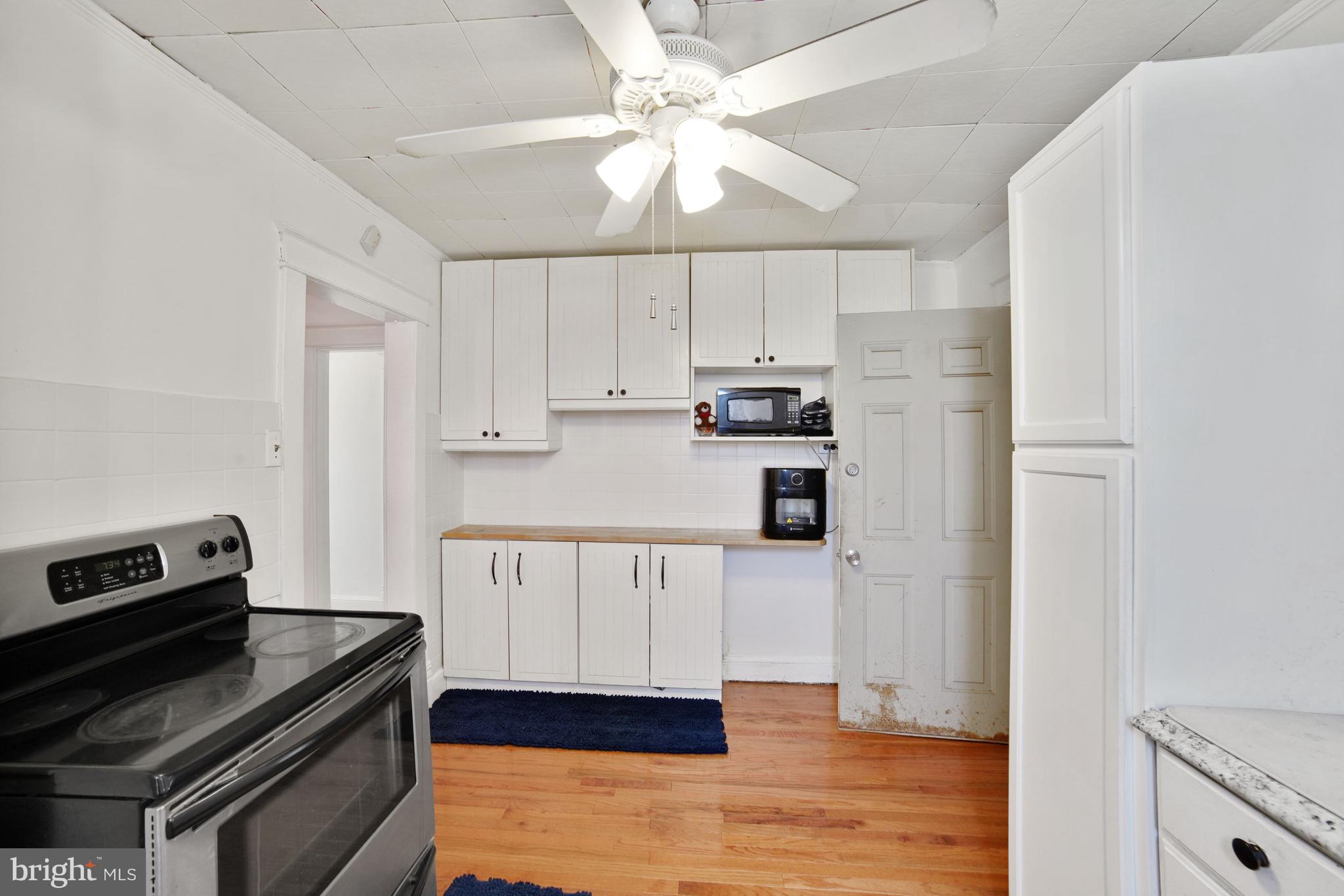 DEANWOOD PARK - Residential