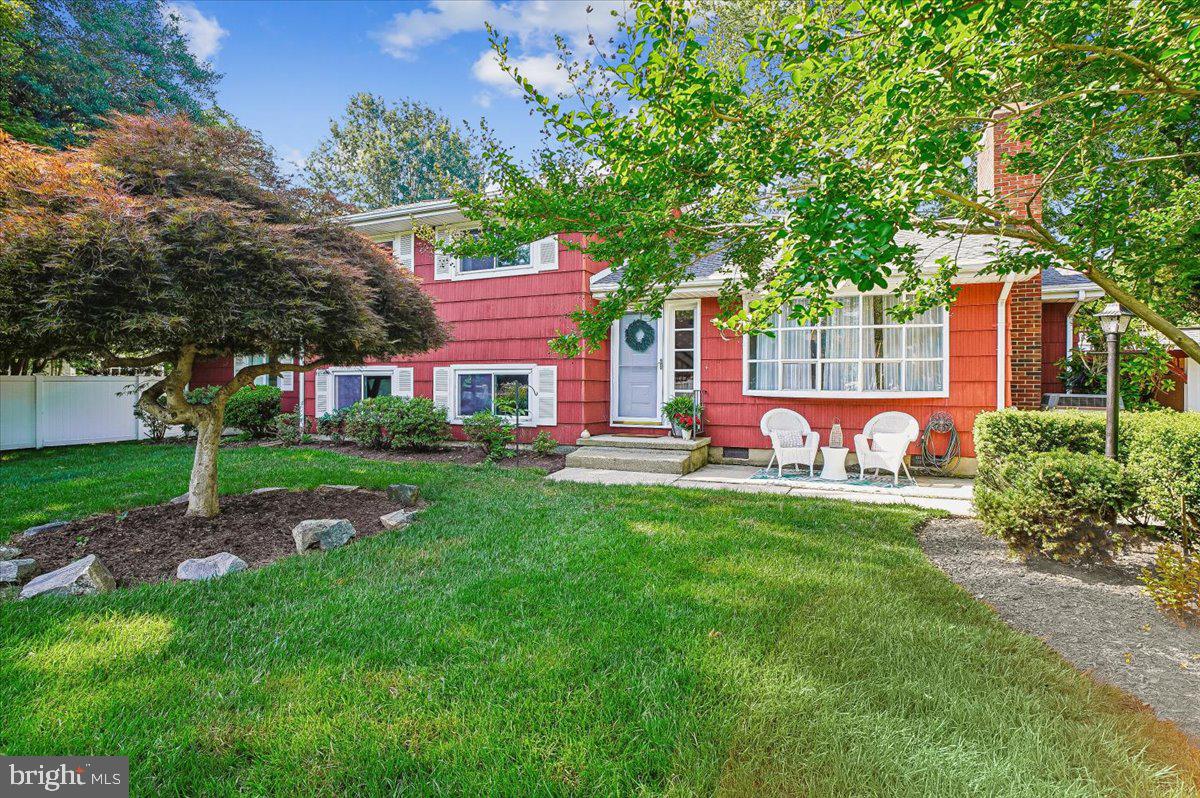 4866 CHURCH LANE