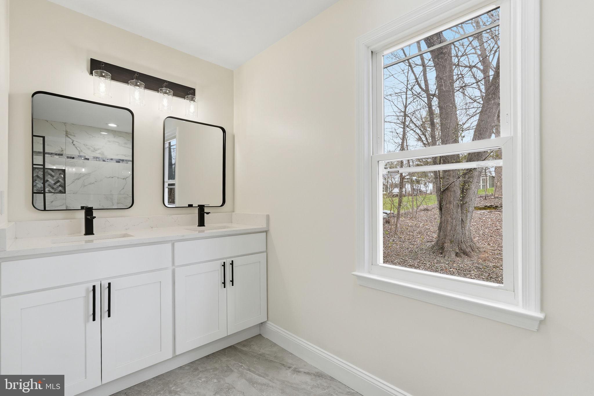 WARRENTON LAKES - Residential