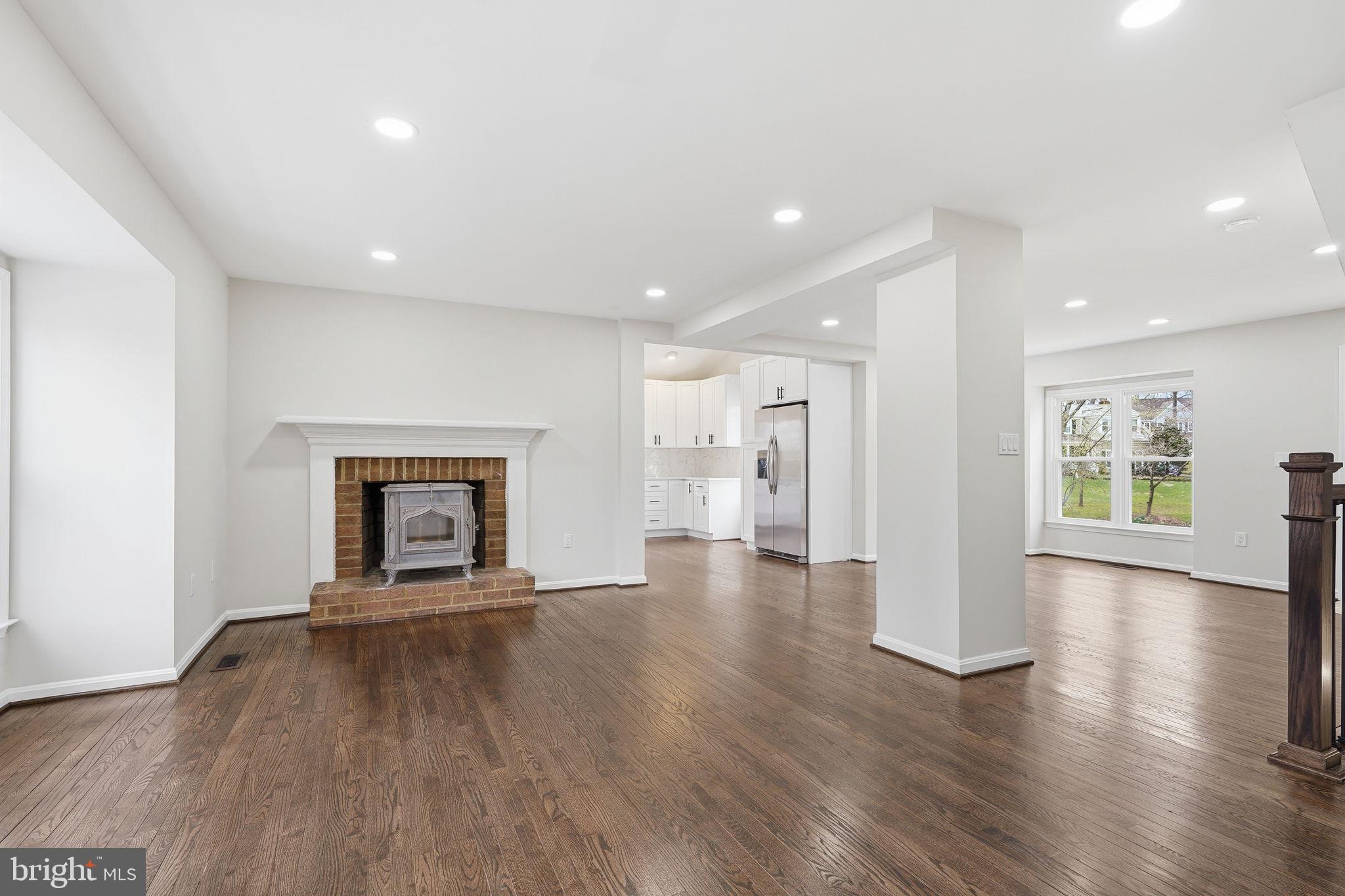 WARRENTON LAKES - Residential