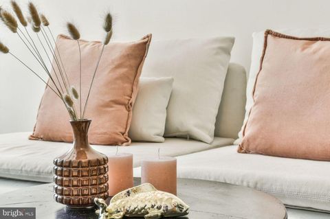 Photo of 7087 Westmoreland Drive, WARRENTON, VA 20187 (MLS # VAFQ2020736)