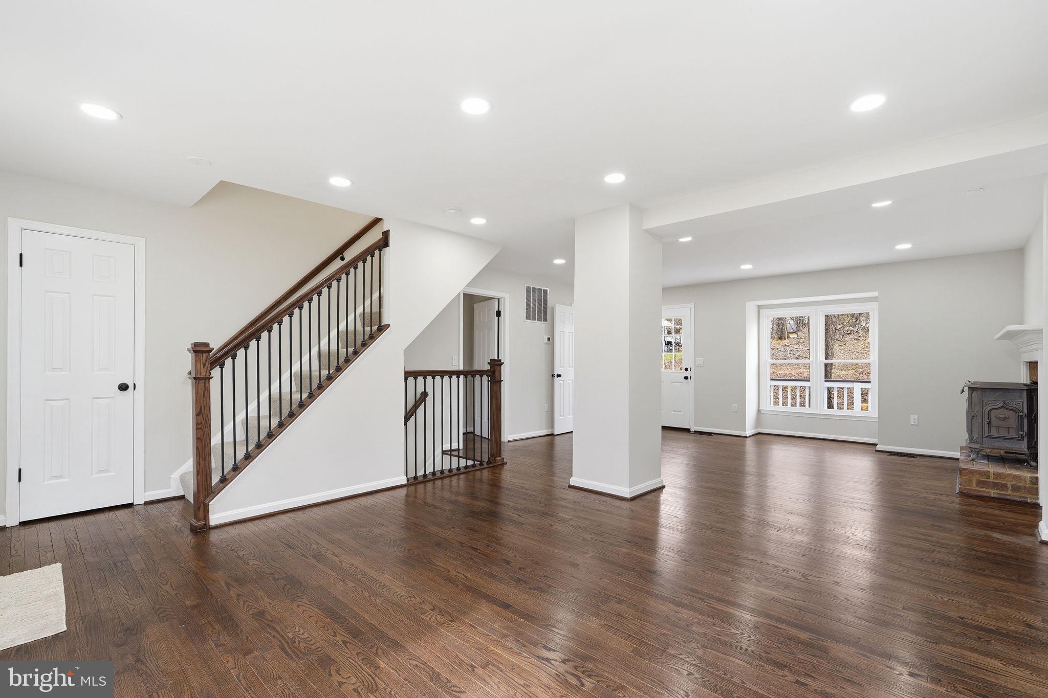 WARRENTON LAKES - Residential