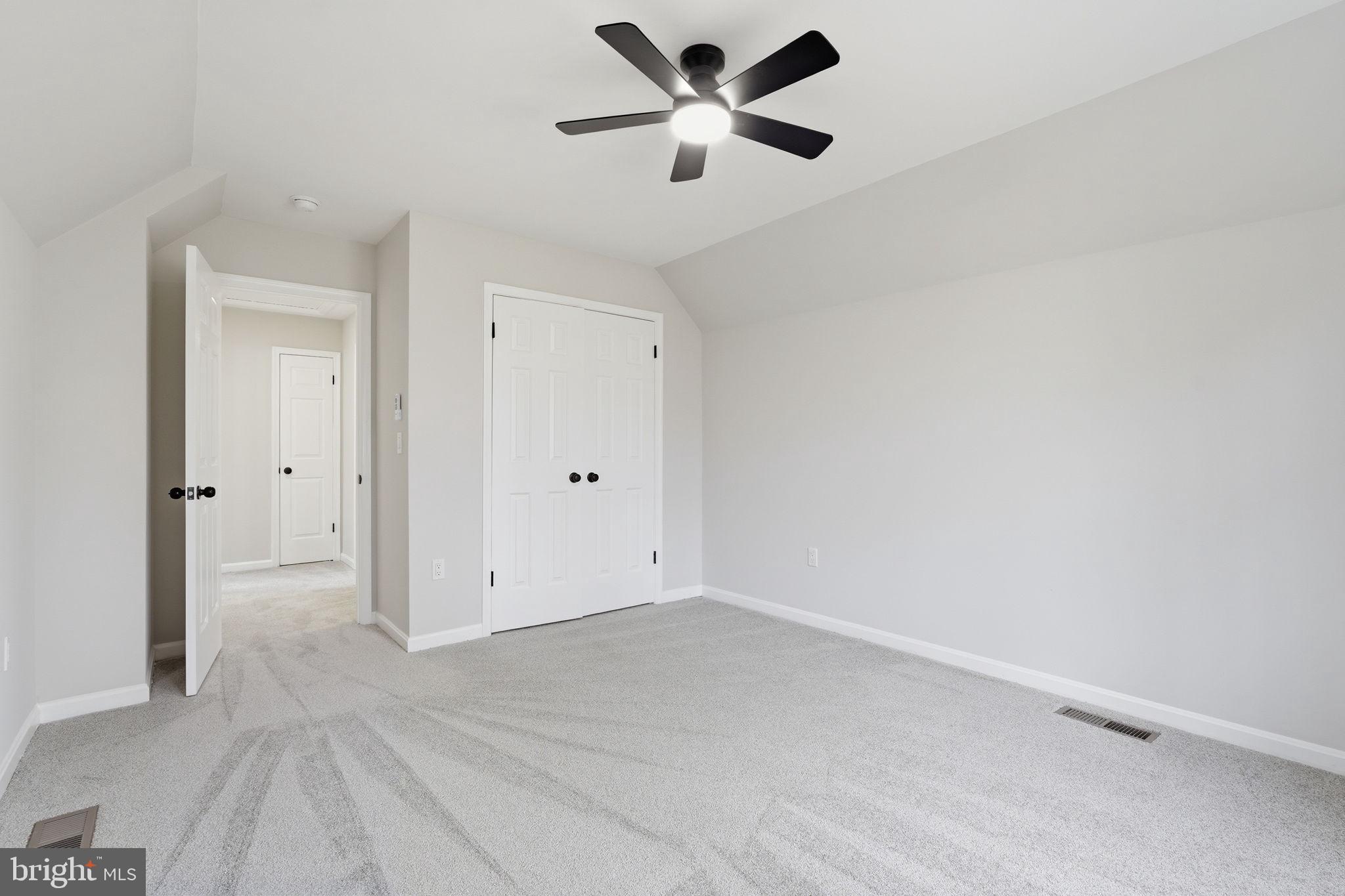 WARRENTON LAKES - Residential