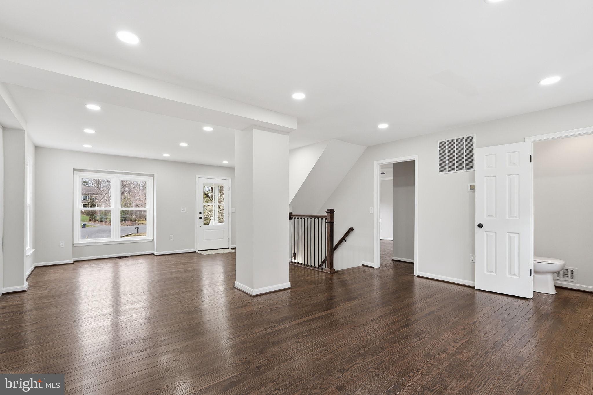 WARRENTON LAKES - Residential