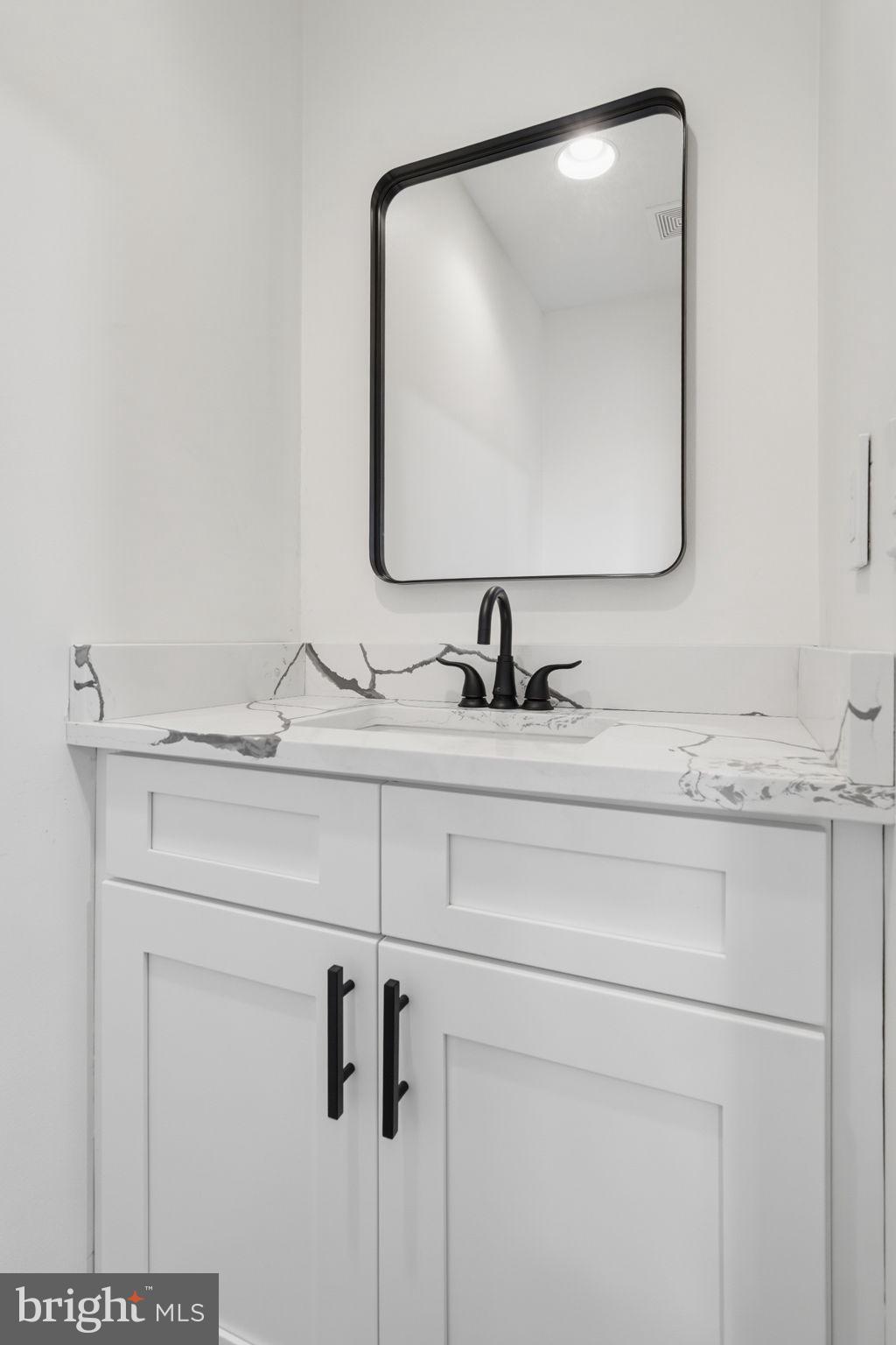 WARRENTON LAKES - Residential