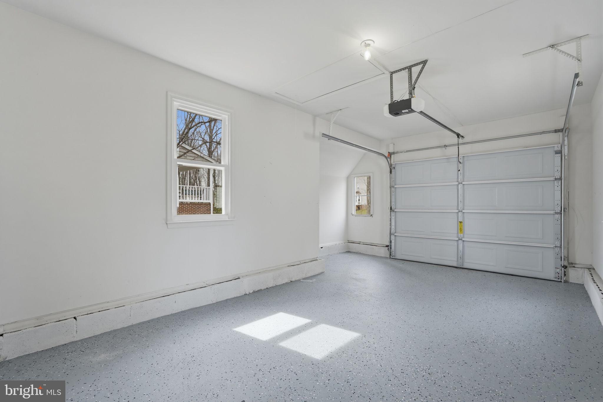 WARRENTON LAKES - Residential