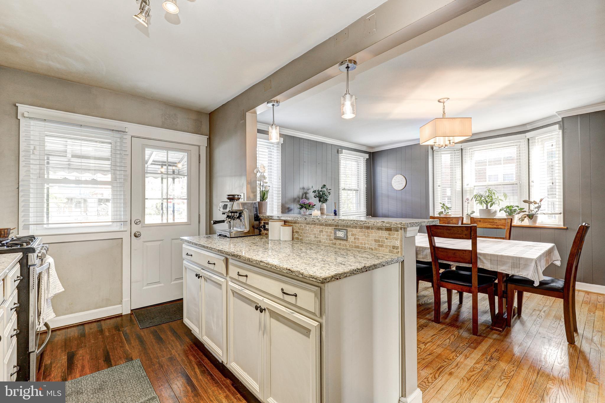 ACADEMY HEIGHTS - Residential