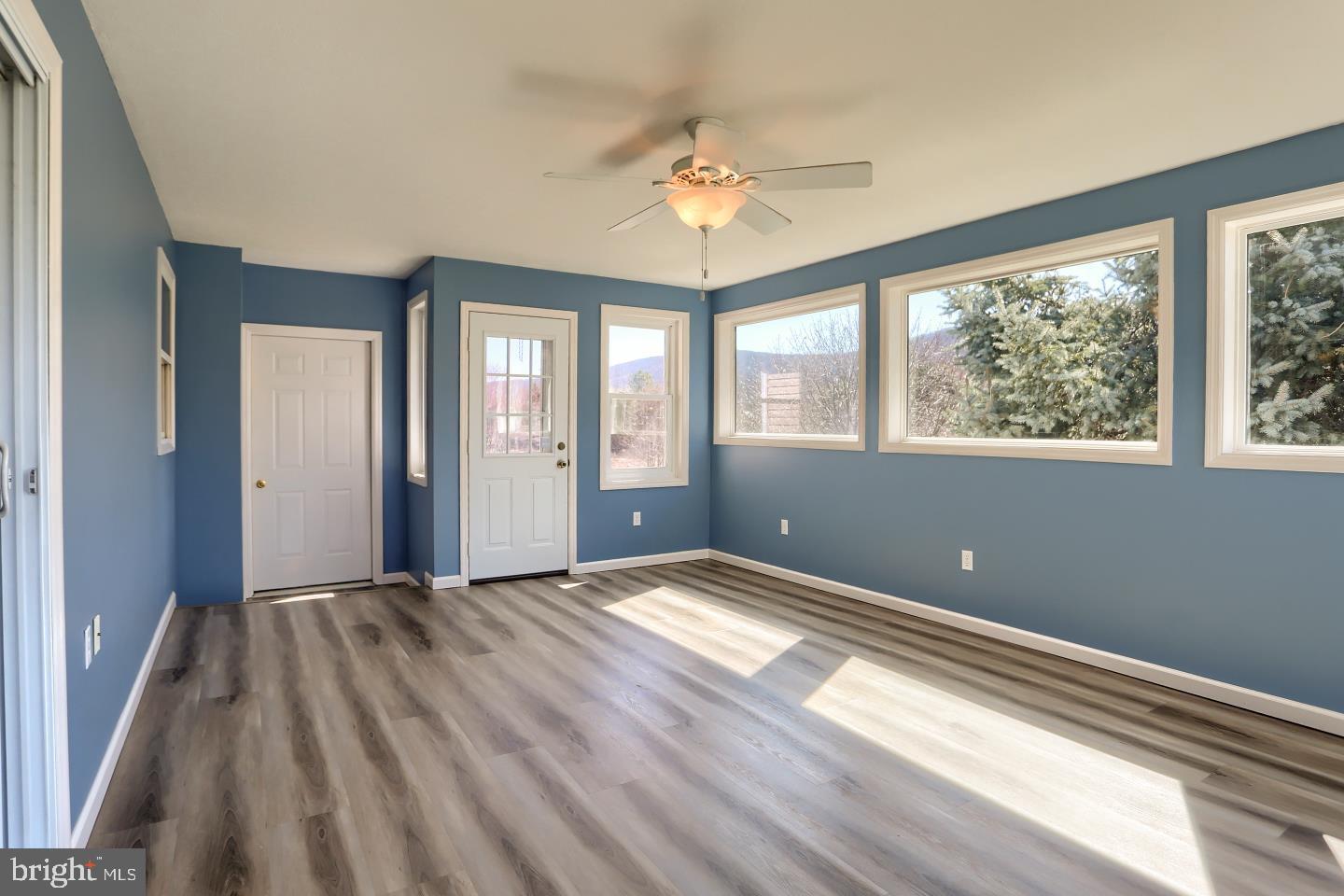 PINE ACRES - Residential