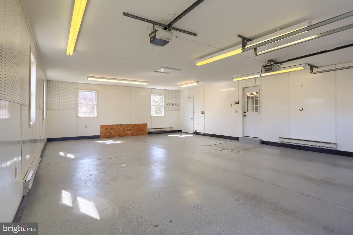 PINE ACRES - Residential