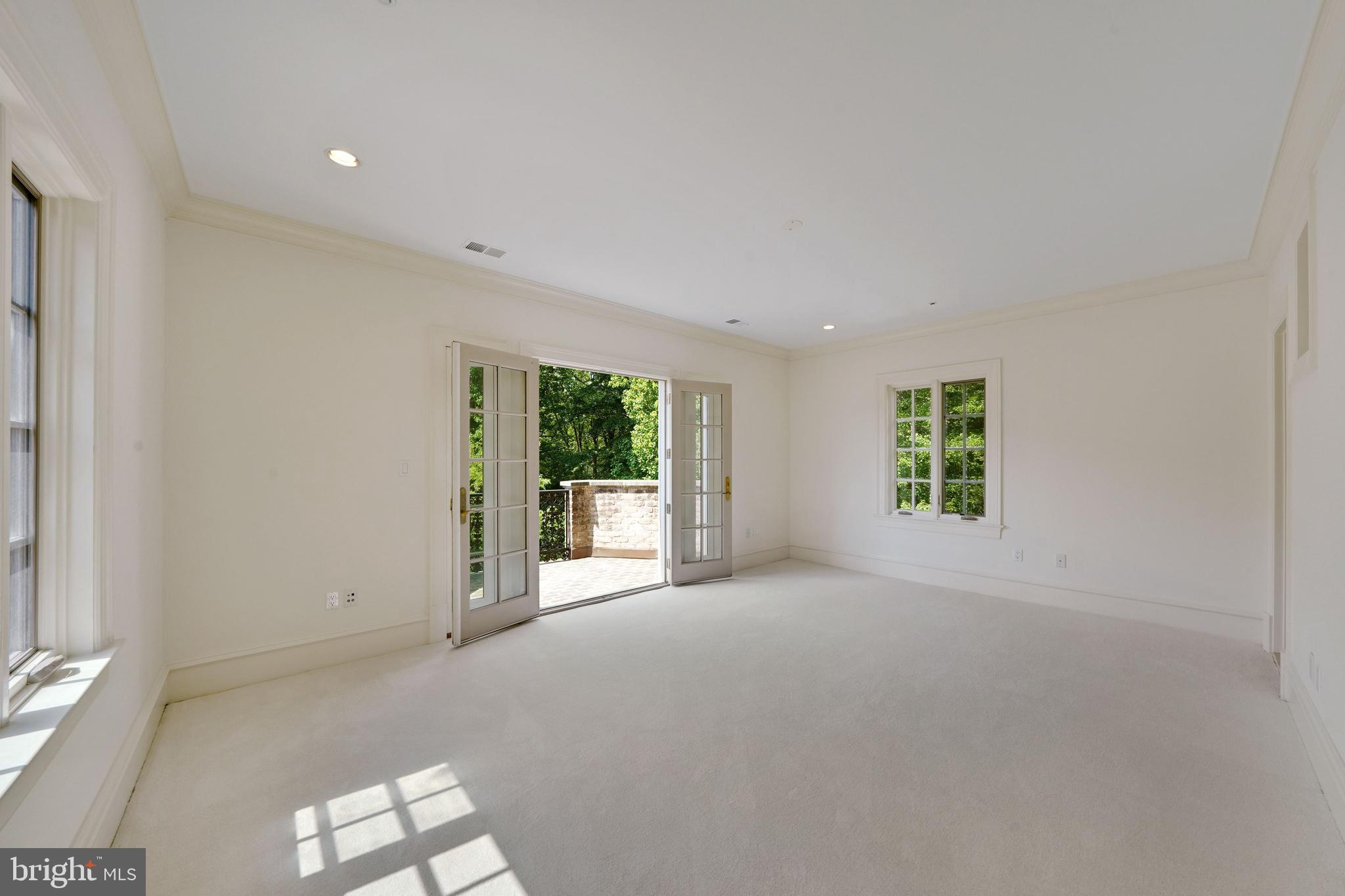 WESLEY HEIGHTS - Residential