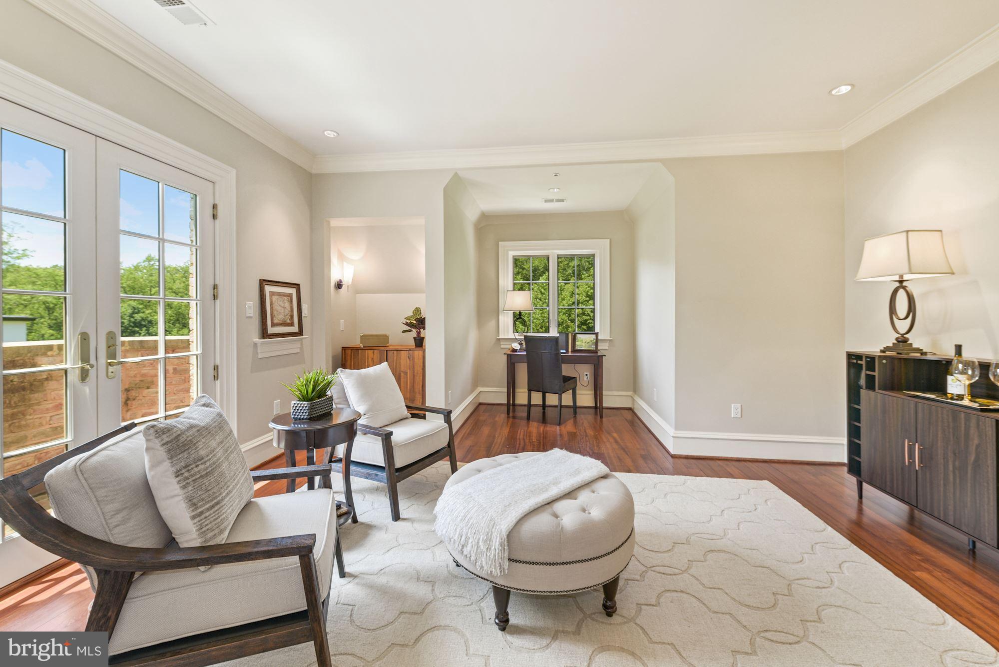 WESLEY HEIGHTS - Residential