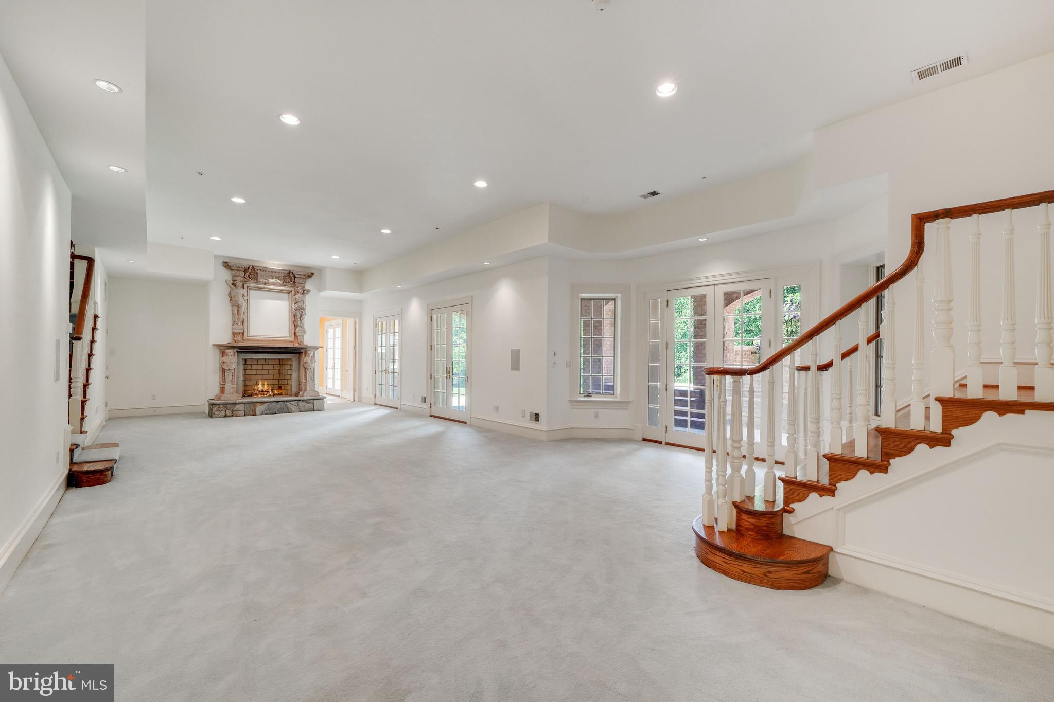 WESLEY HEIGHTS - Residential